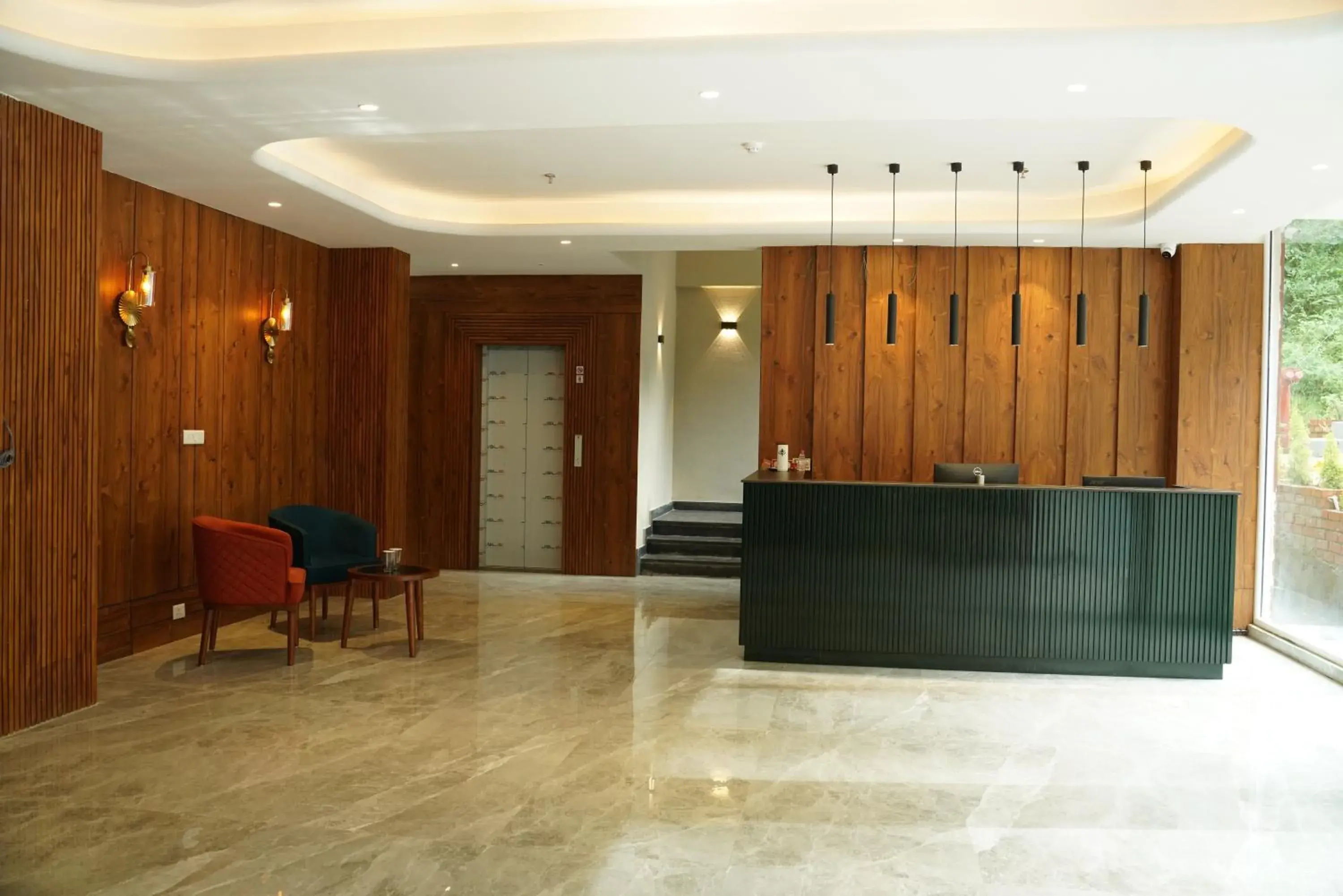 Lobby or reception in ARNISA Kasauli - A Boutique Hotel Lobby or reception in ARNISA Kasauli - A Boutique Hotel