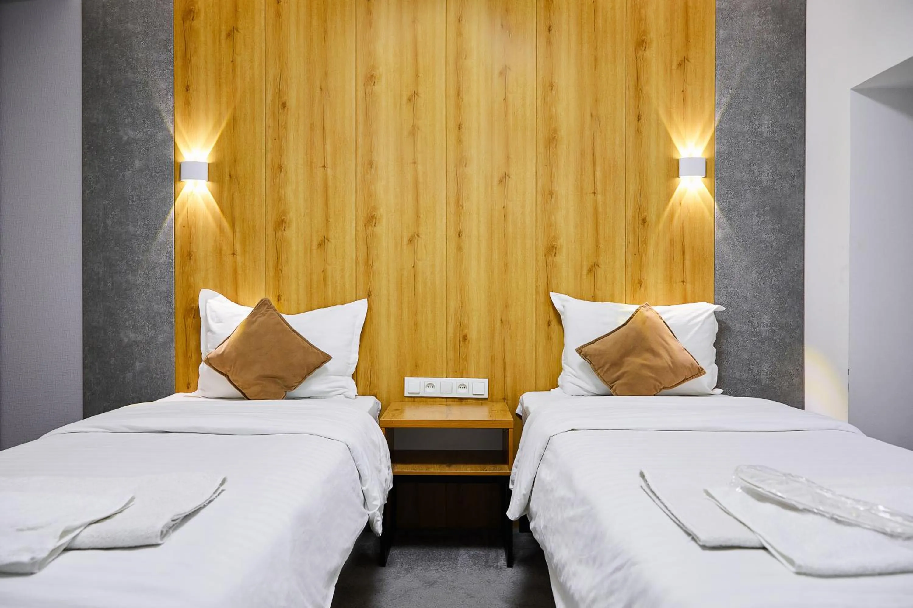 Photo of the whole room, Bed in Art Plaza Hotel