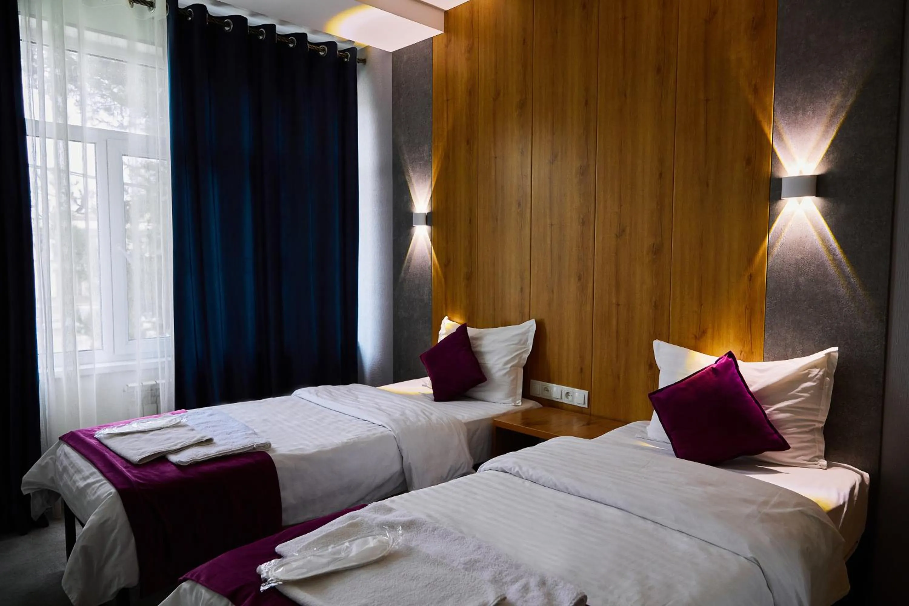 Photo of the whole room, Bed in Art Plaza Hotel