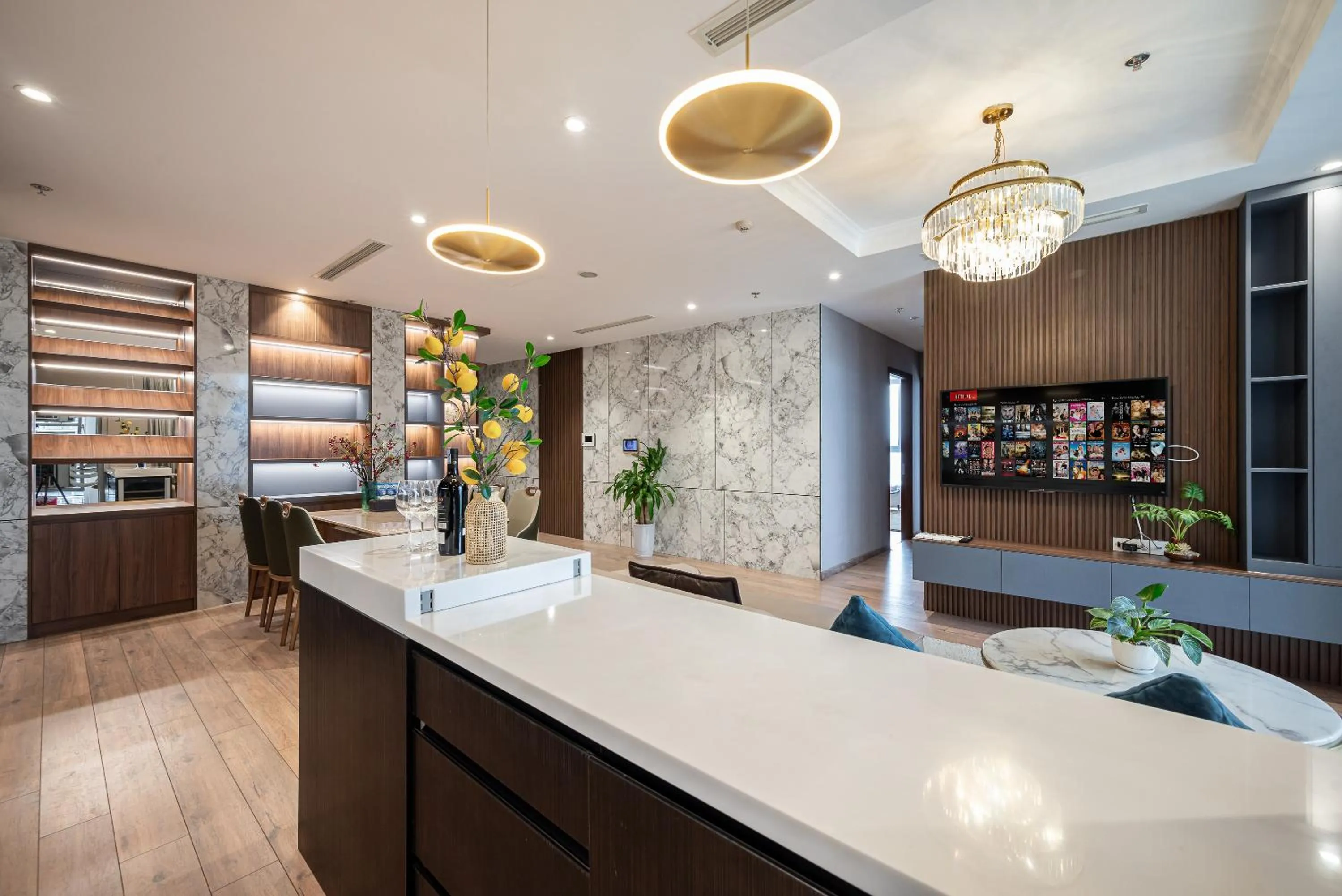 Kitchen or kitchenette in CeLaVie Serviced Apartment - The Vinhomes and Landmark