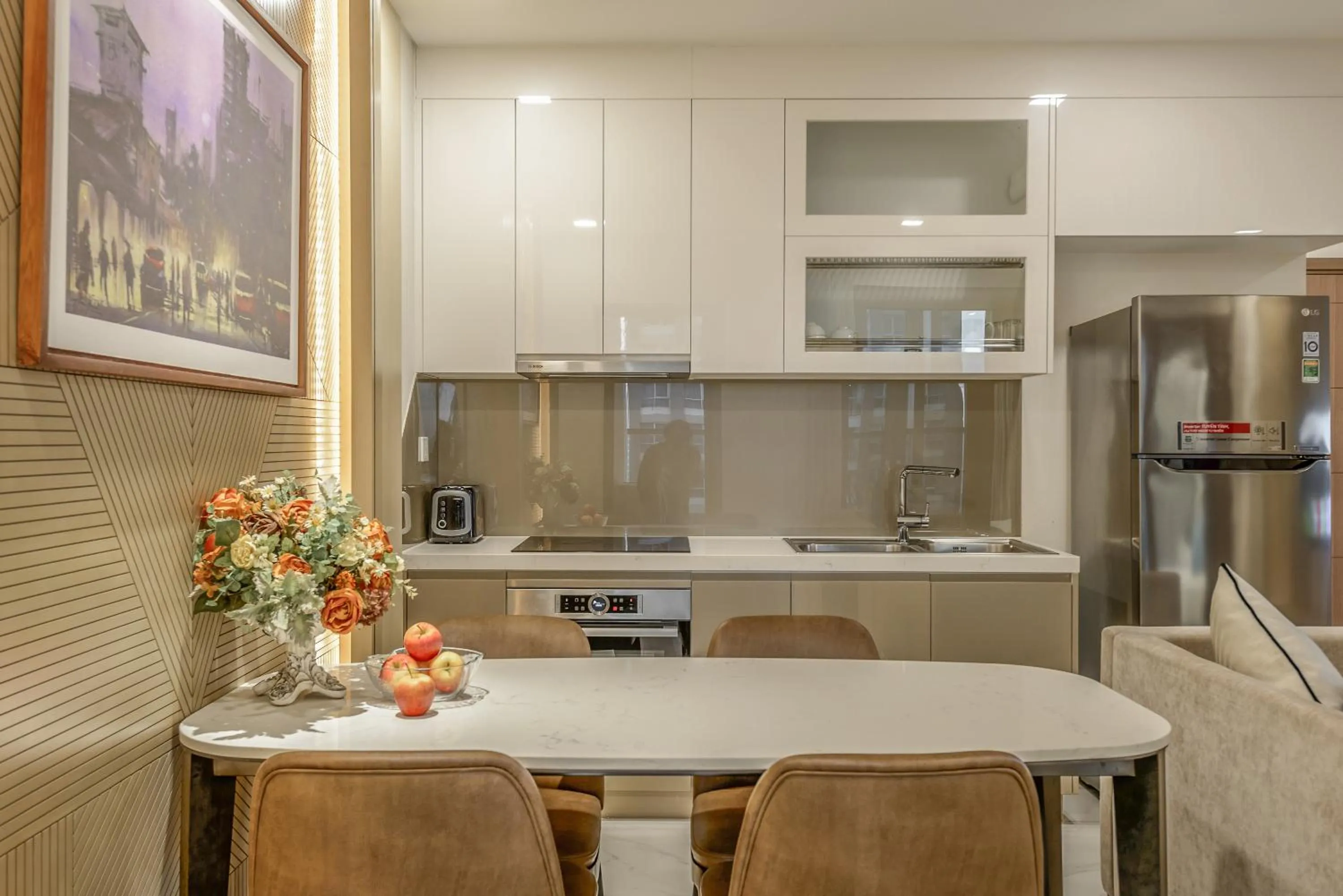 Kitchen or kitchenette in CeLaVie Serviced Apartment - The Vinhomes and Landmark