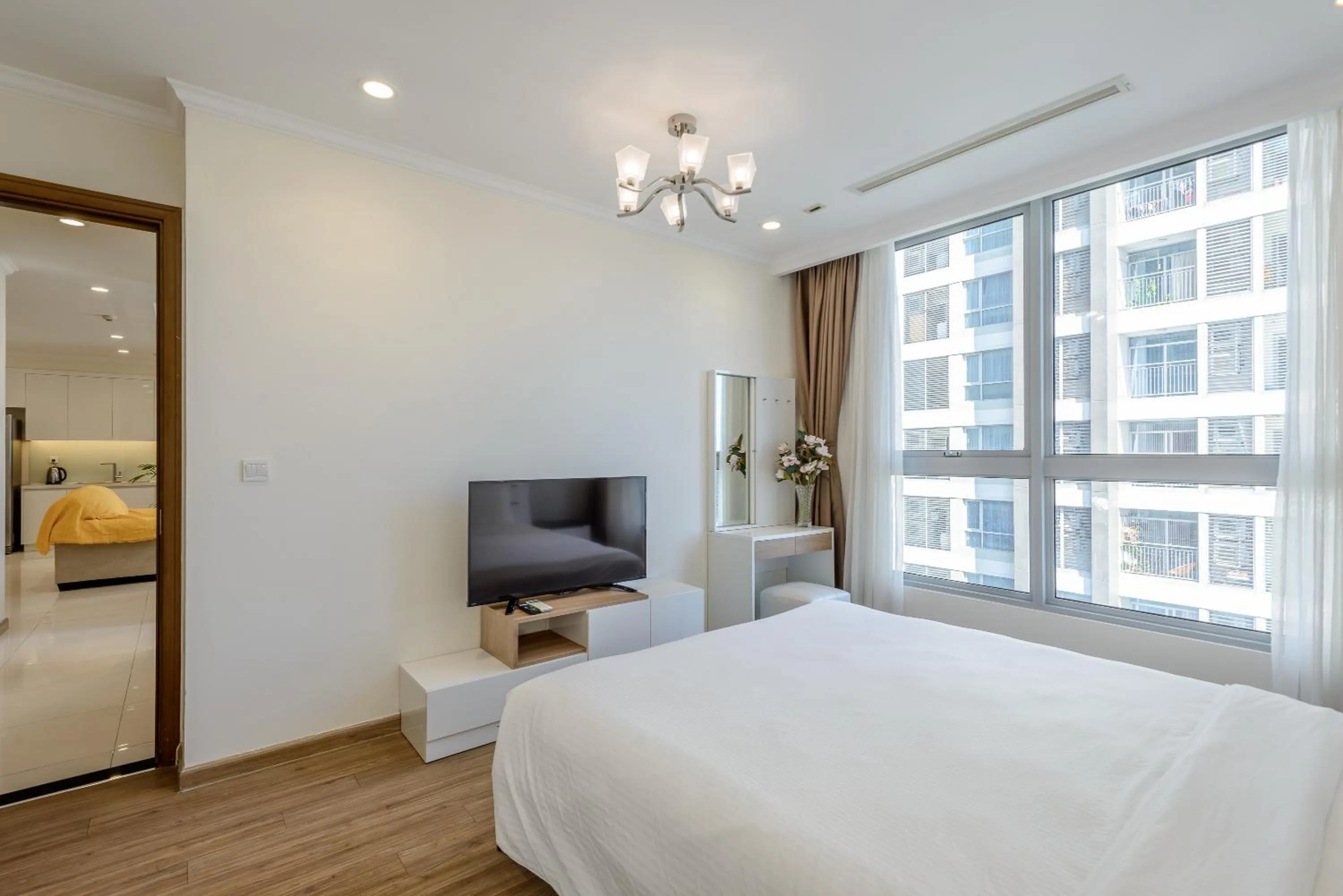 TV and multimedia, Bed in CeLaVie Serviced Apartment - The Vinhomes and Landmark
