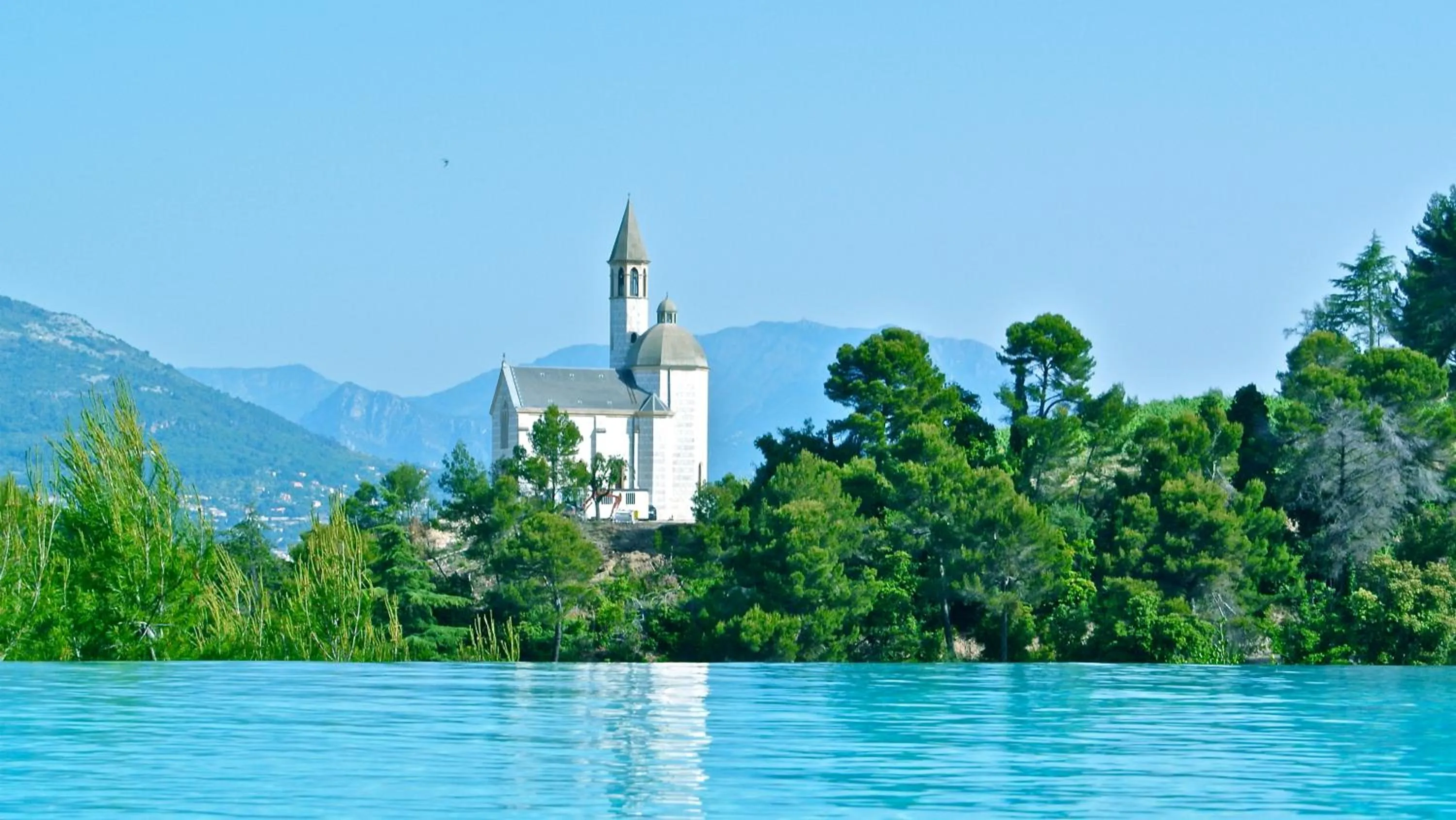 Landmark view in Villa Kilauea B&B