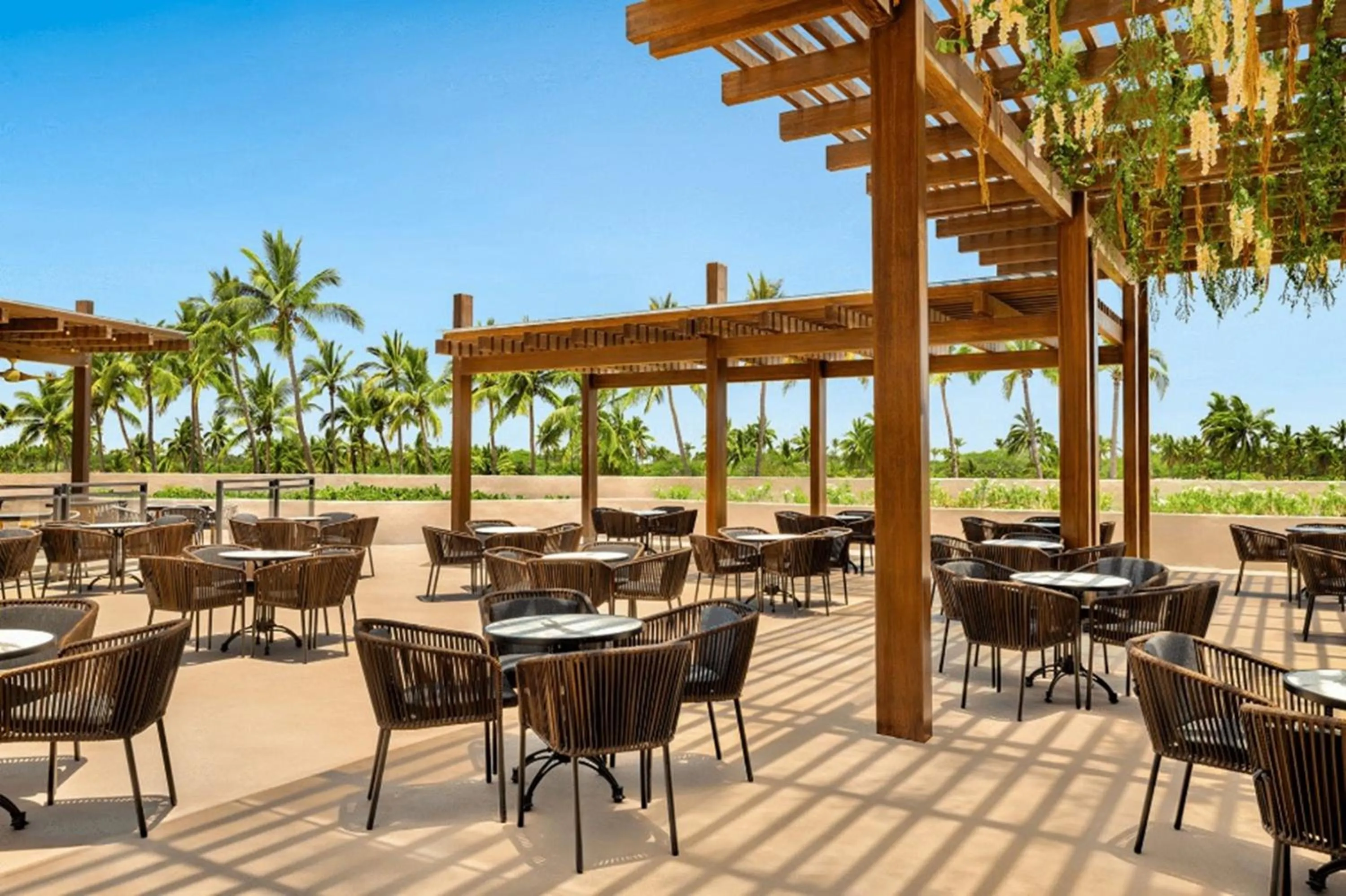 group of guests in Dreams Estrella del Mar Mazatlan Golf & Spa Resort - All Inclusive