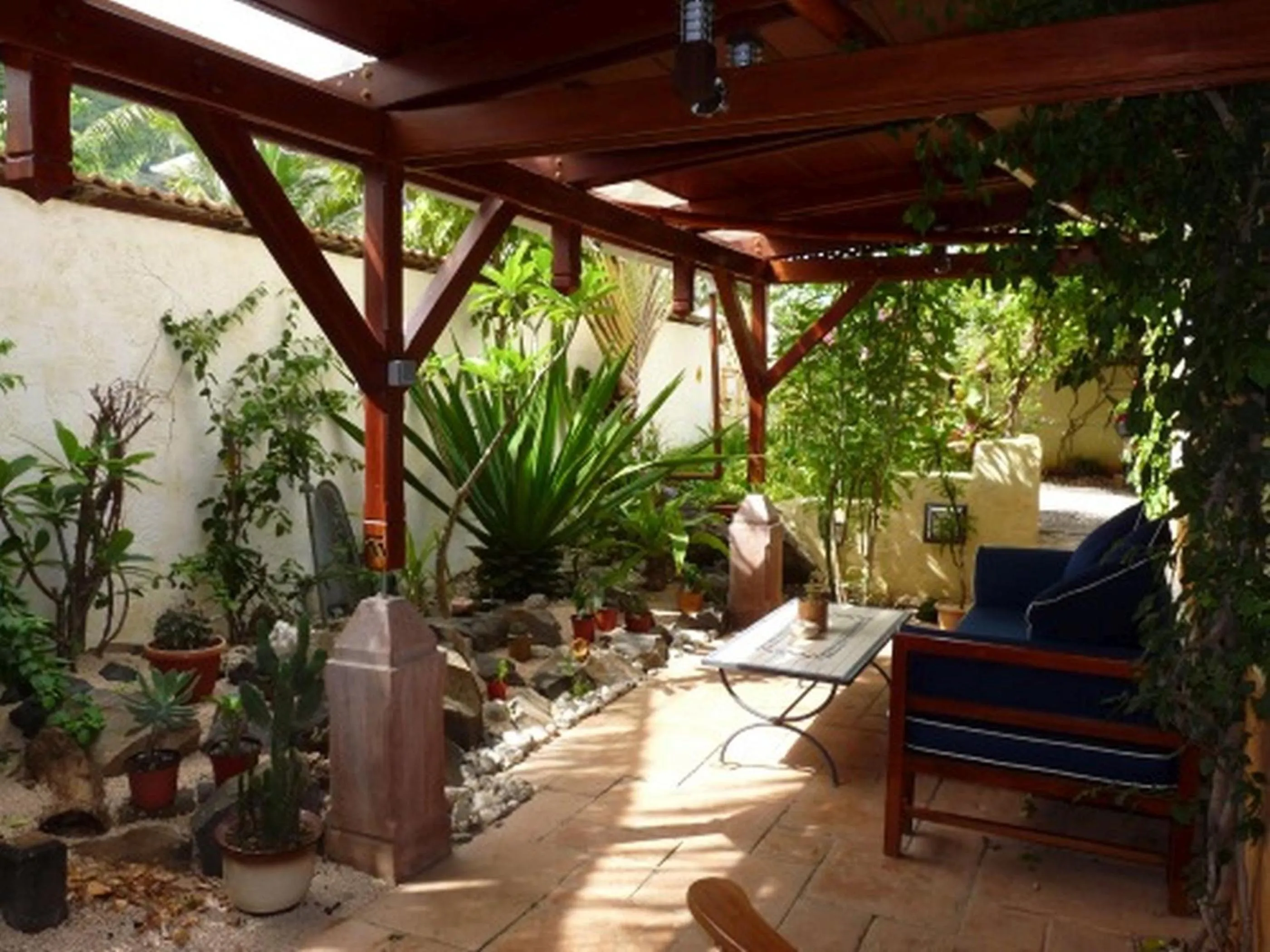 Garden in La Reine Creole