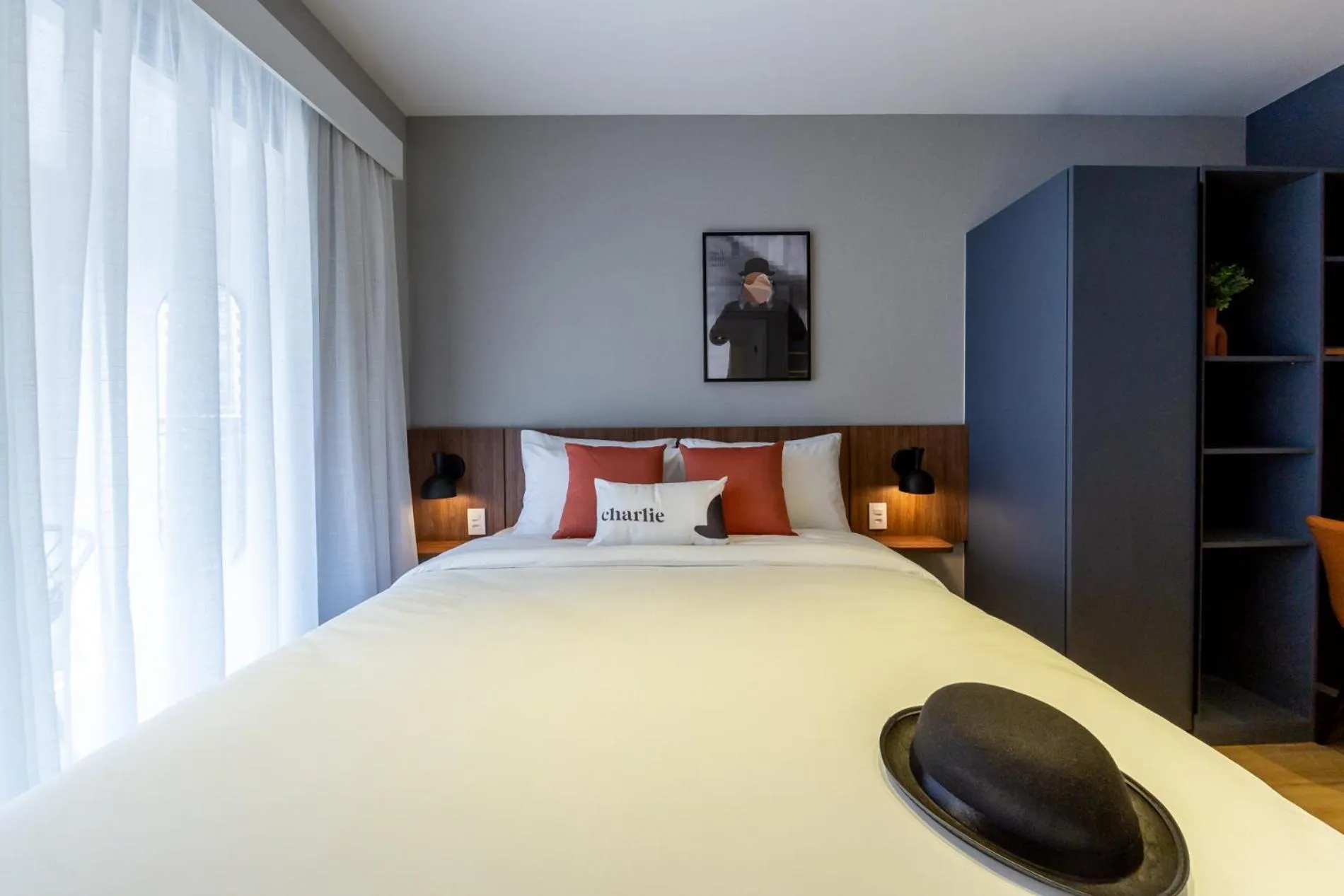 Bed in House of Charlie Paraiso