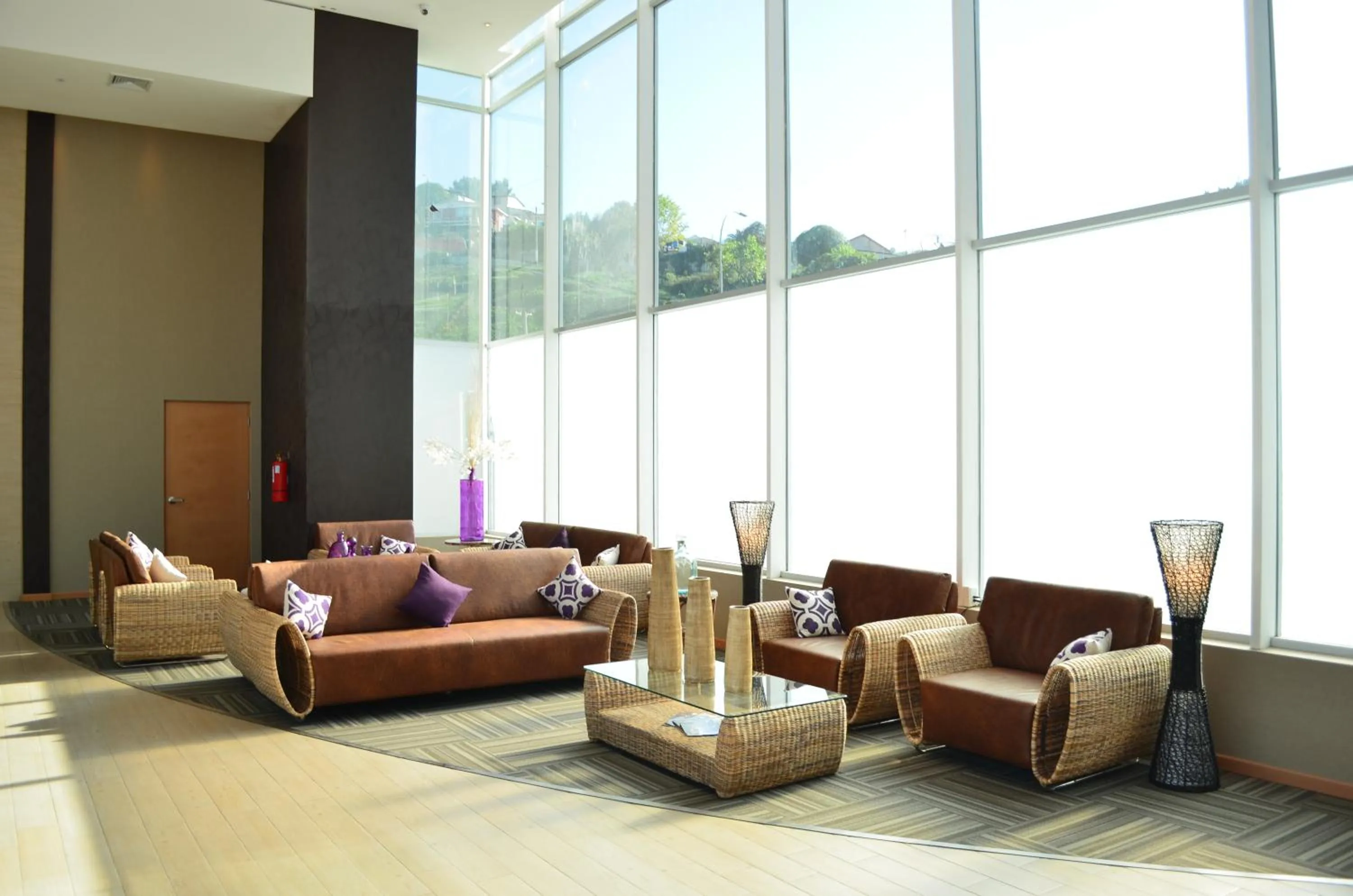 Lobby or reception in Hotel Enjoy San Antonio