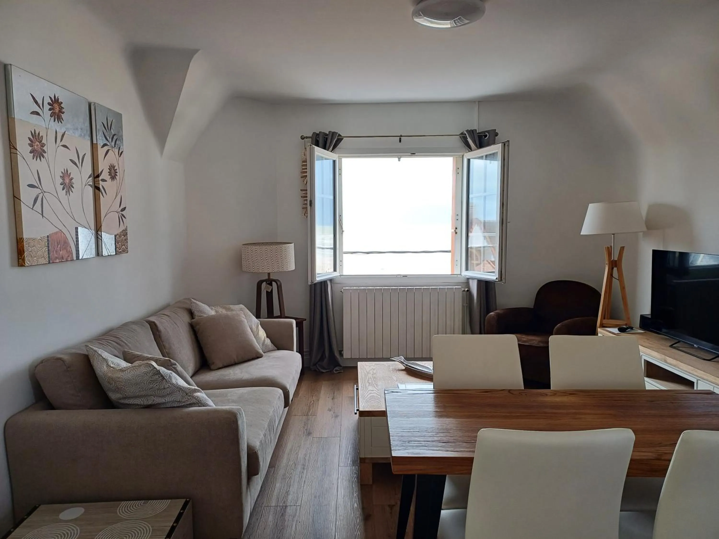 Au gré des marées 2 appartement face à la mer 2ème étage