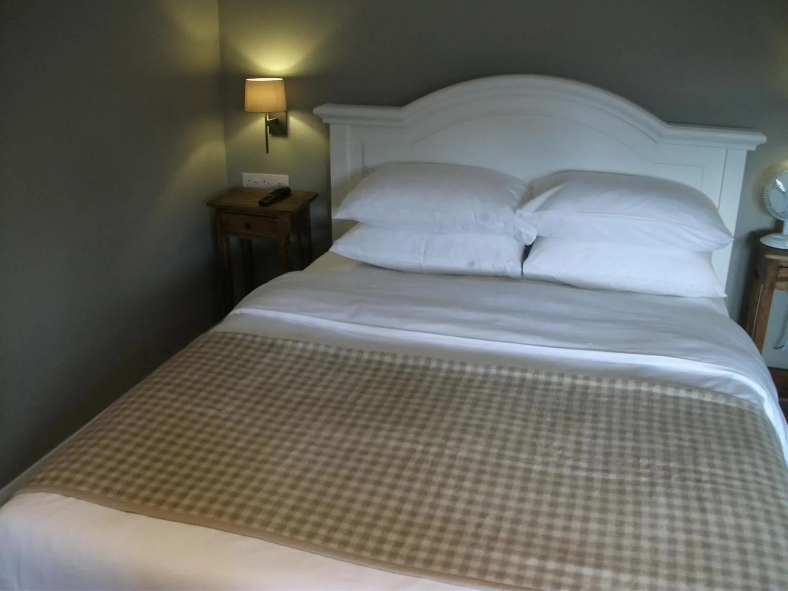 Other, Bed in The Bull Inn Lodges