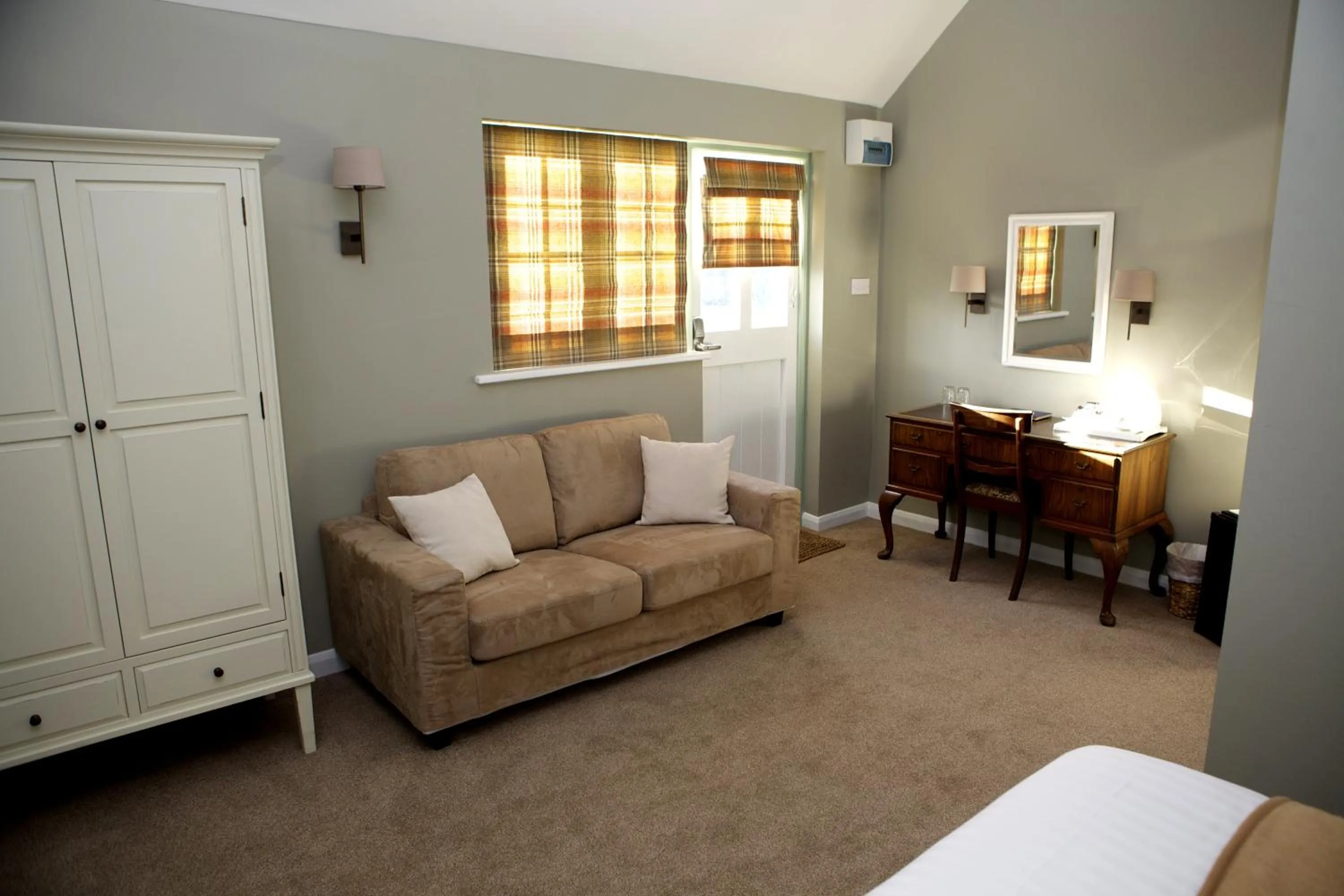 Other, Bed in The Bull Inn Lodges