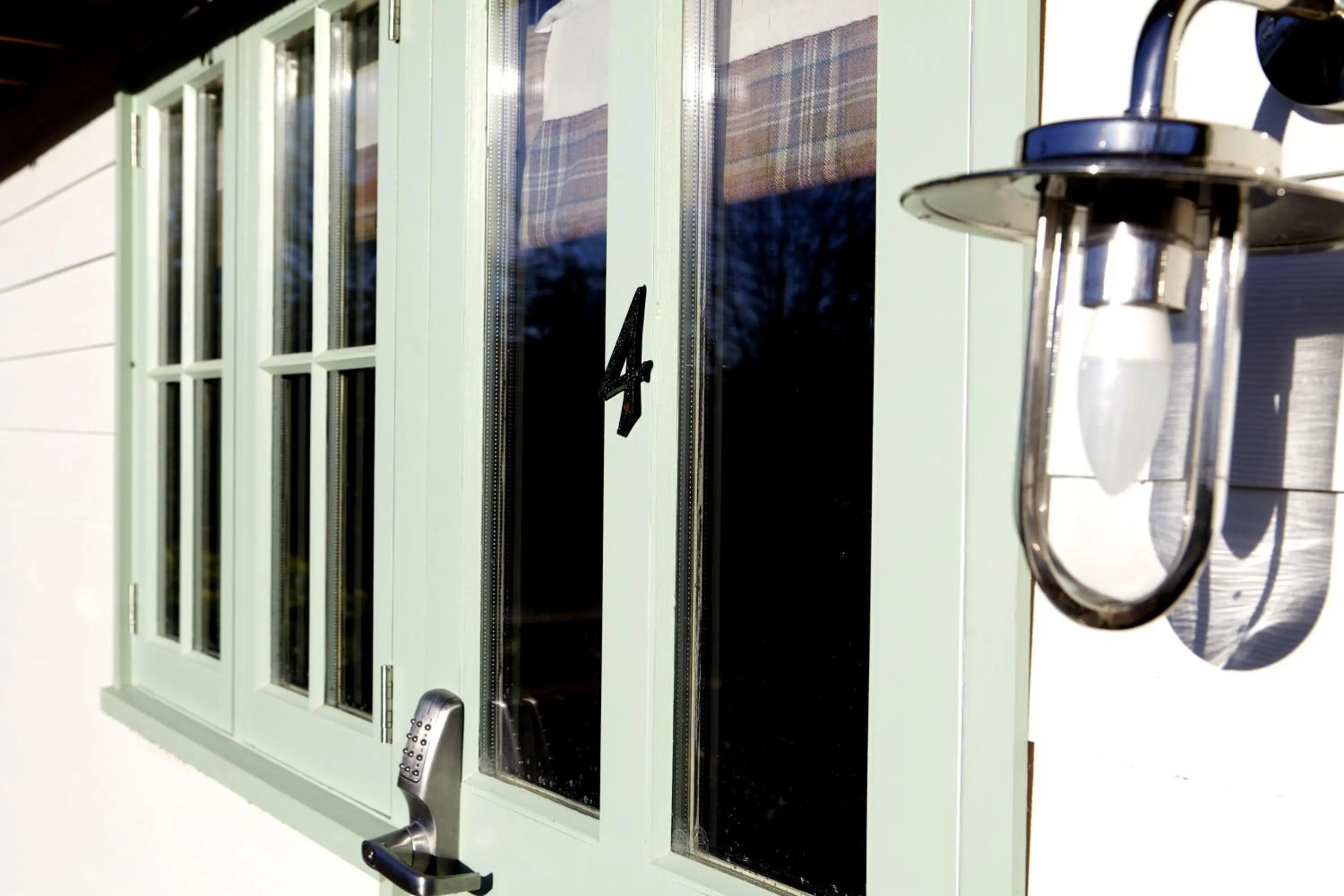 Facade/entrance in The Bull Inn Lodges