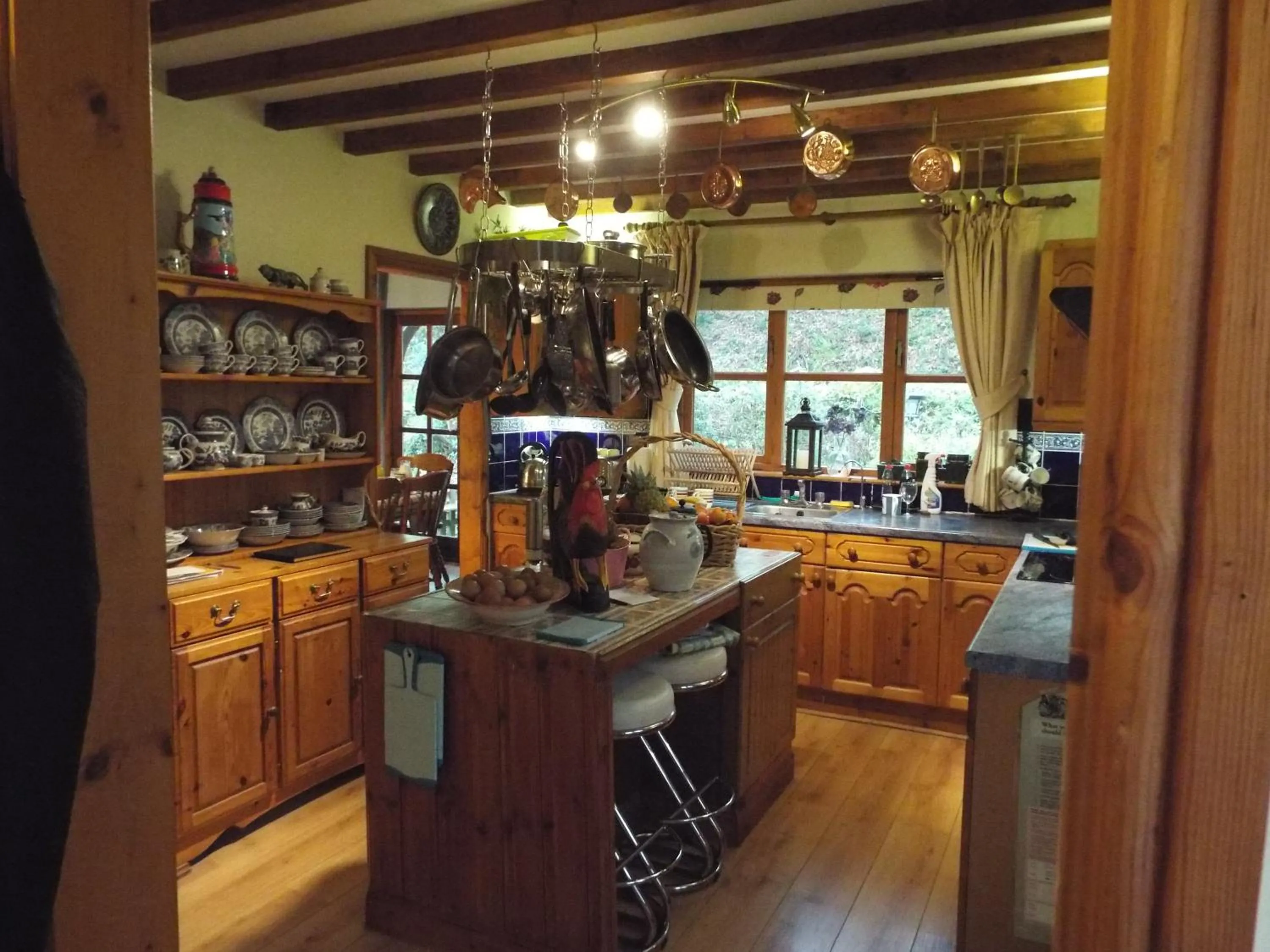 Decorative detail in Woodpeckers