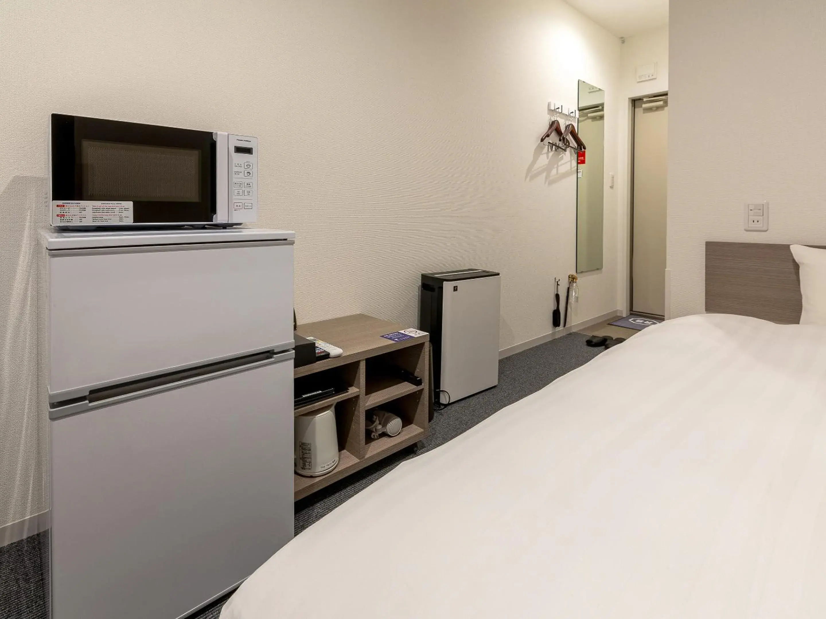 Photo of the whole room, Bed in HOTEL R9 The Yard Kanumanishimoro Photo of the whole room, Bed in HOTEL R9 The Yard Kanumanishimoro