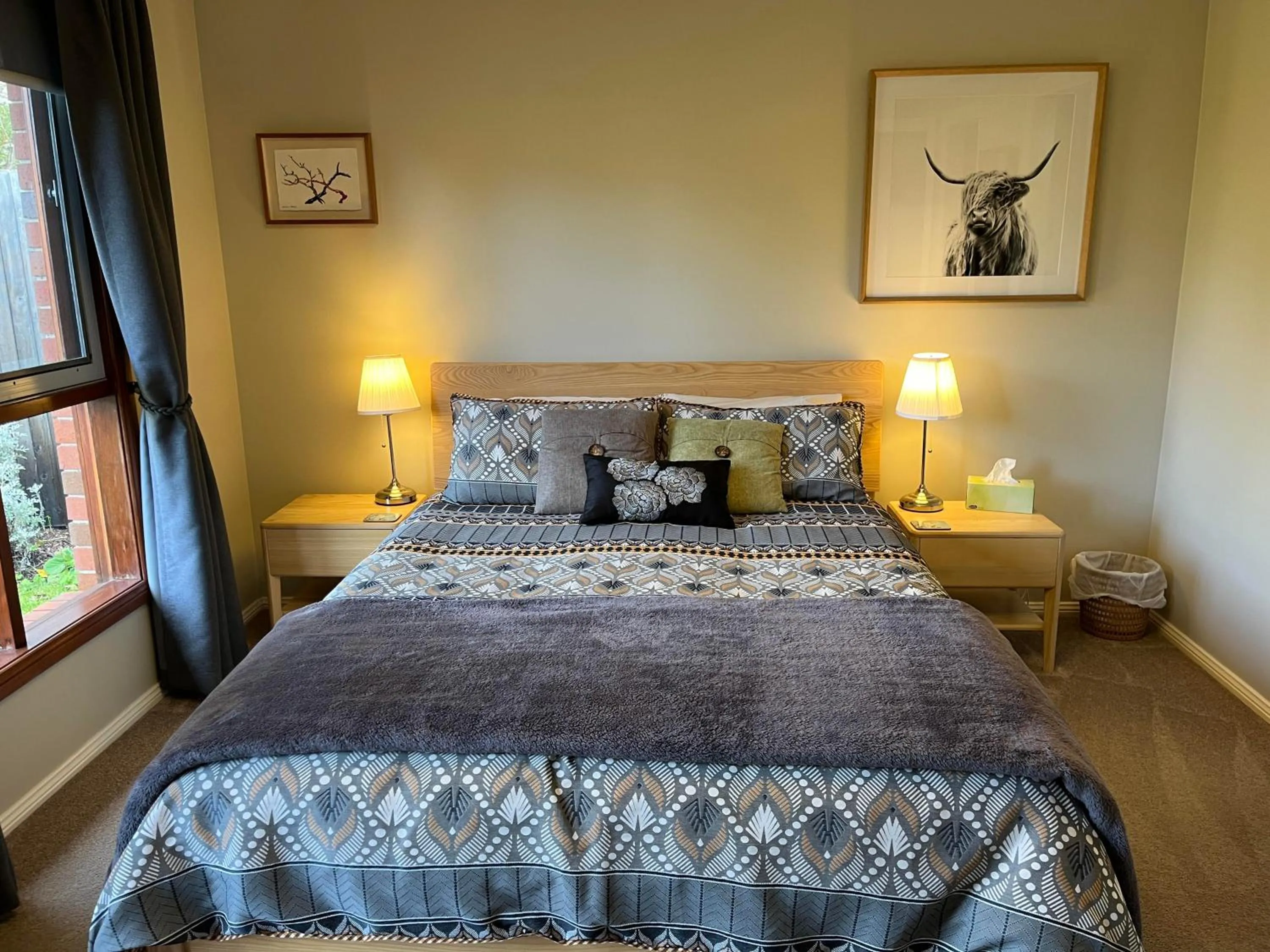 Bedroom, Bed in The Red Letterbox