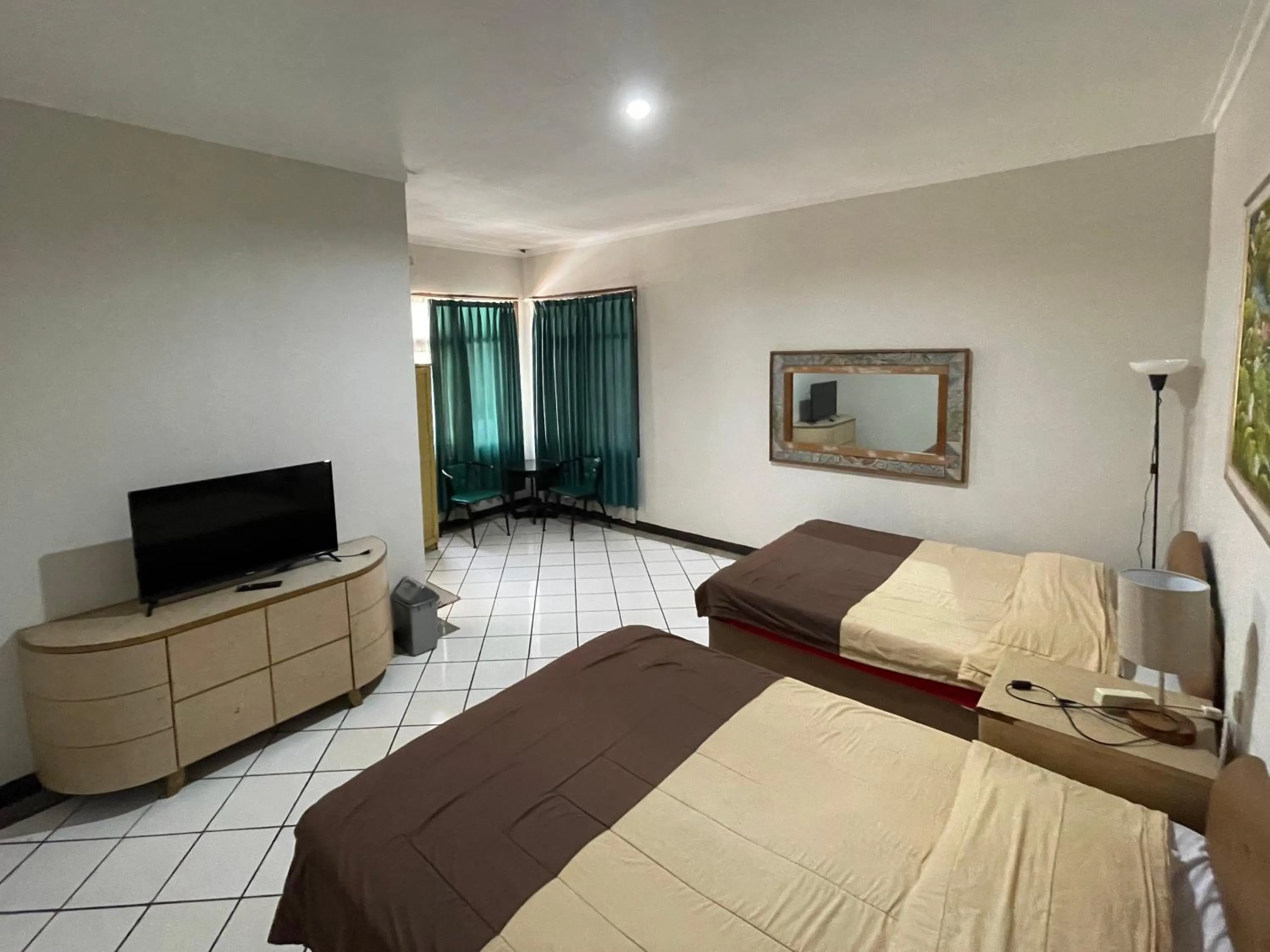 Bedroom in Hotel Gegerkalong Asri