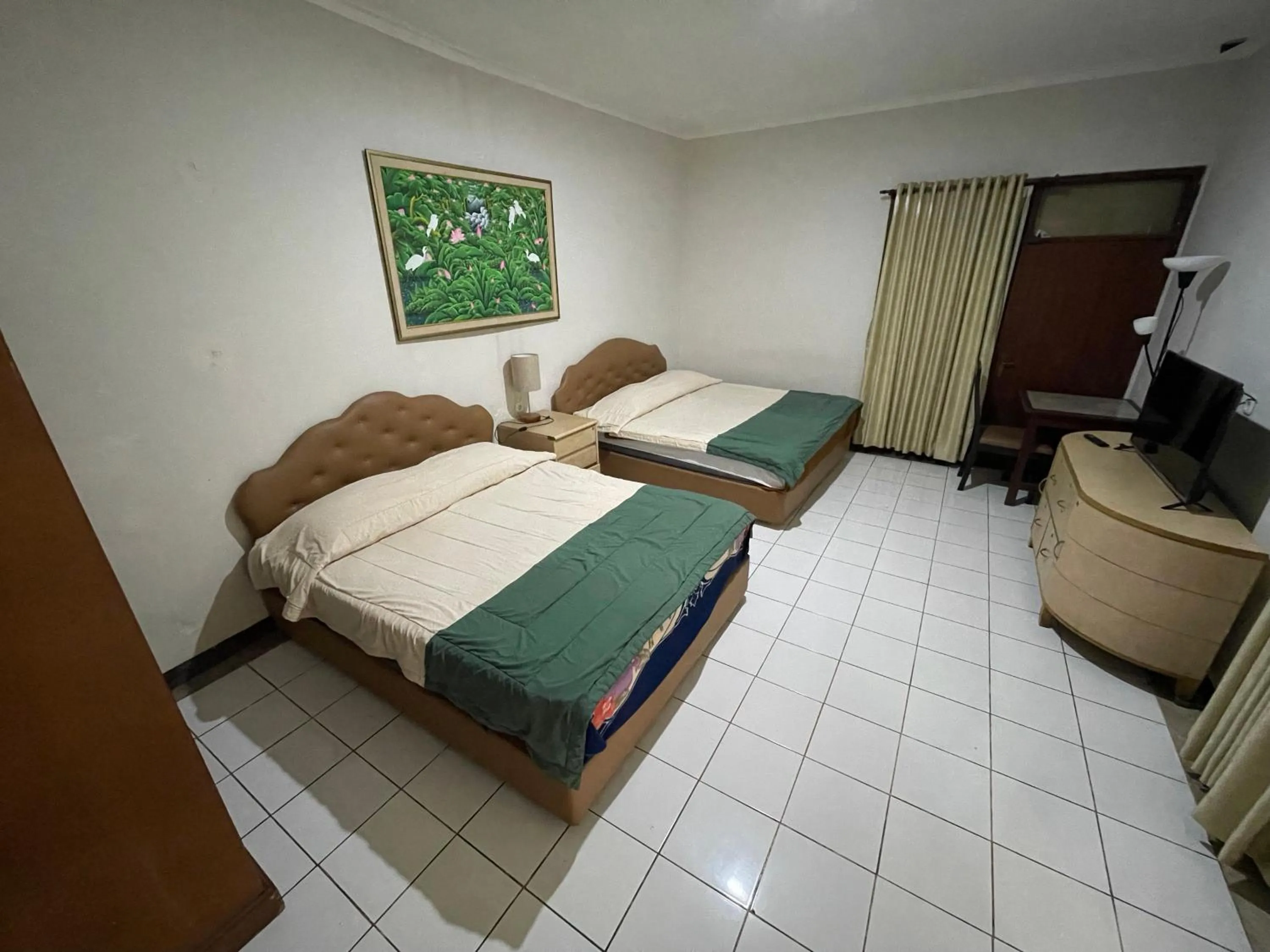 Bedroom in Hotel Gegerkalong Asri