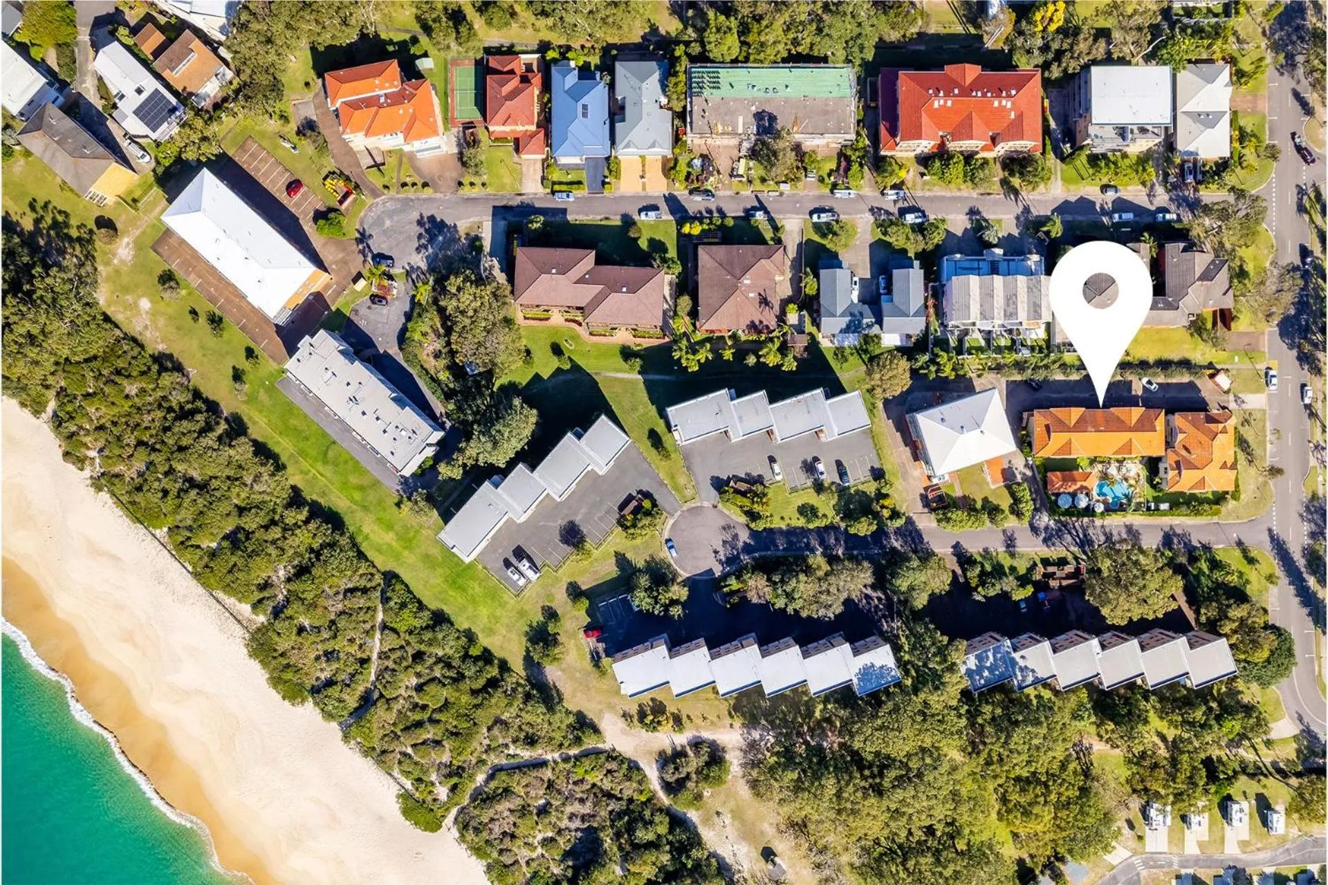 Bird's eye view in Martys 7 2 Intrepid Cl - pool , air con , Wi-Fi and linen