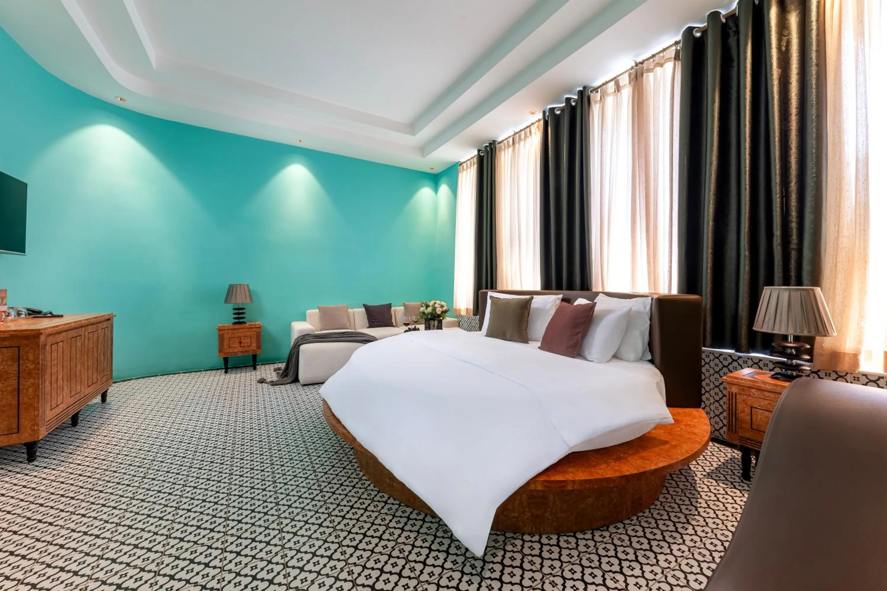 Bed in Secret Garden Hotel