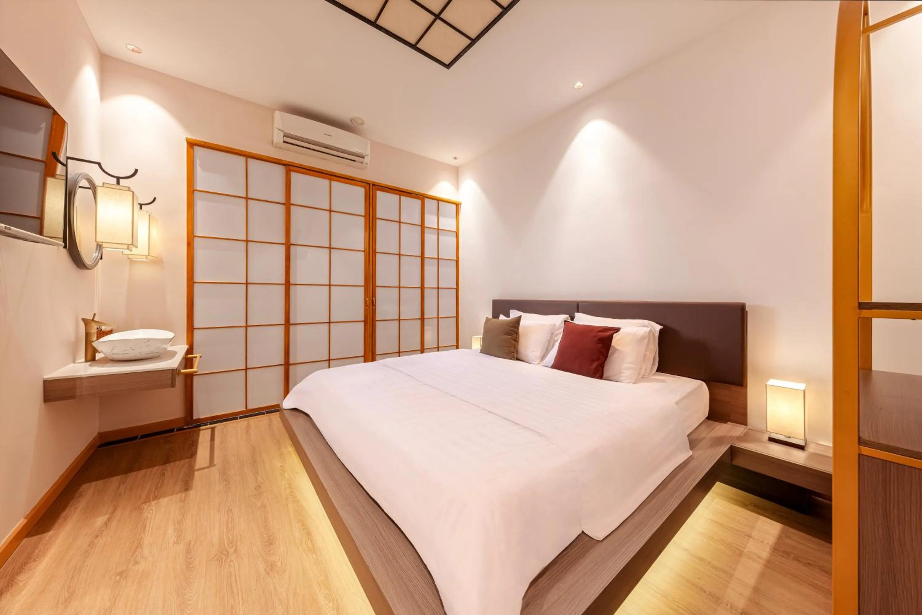 Bed in Secret Garden Hotel