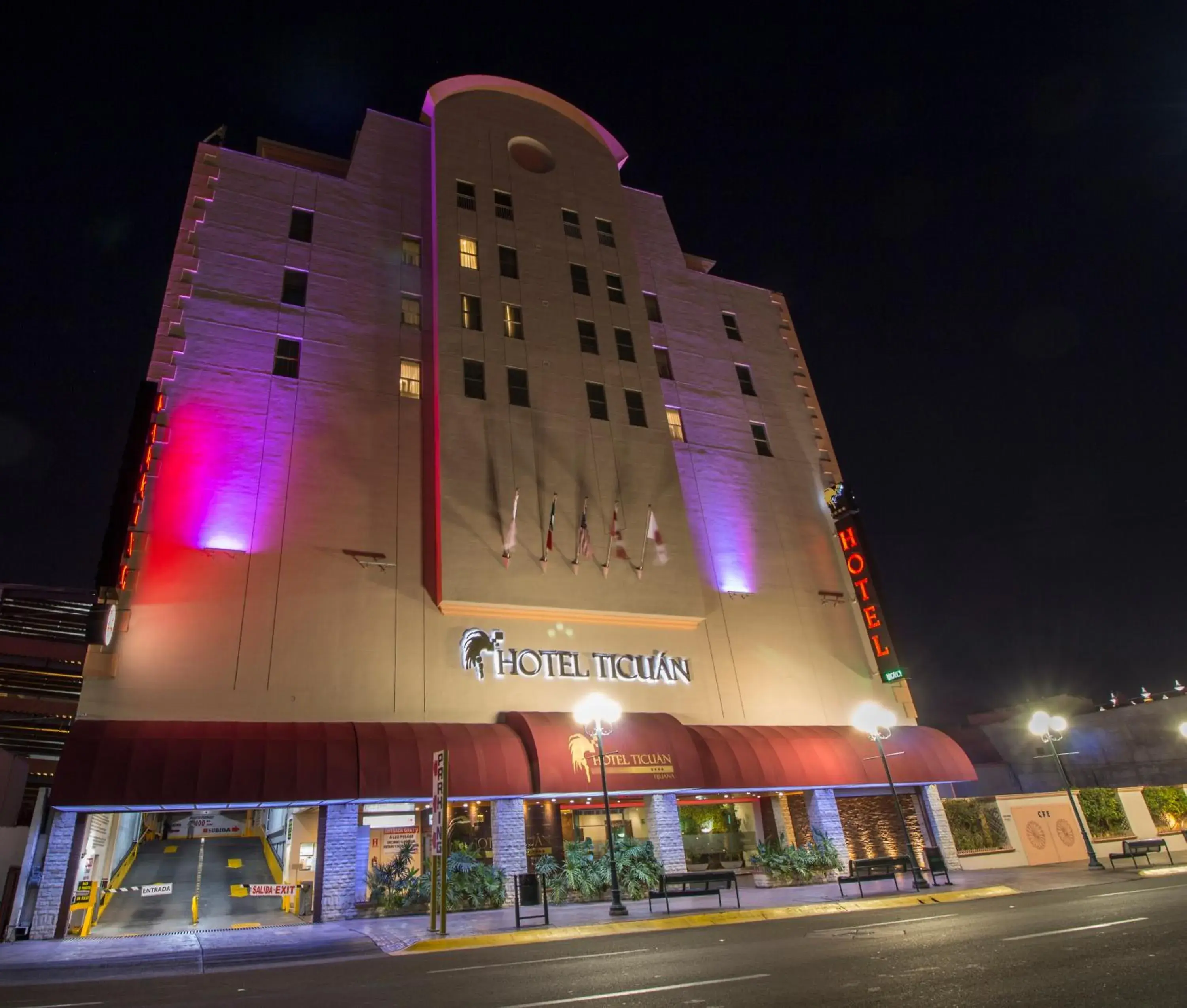 Facade/entrance in Hotel Ticuán Facade/entrance in Hotel Ticuán