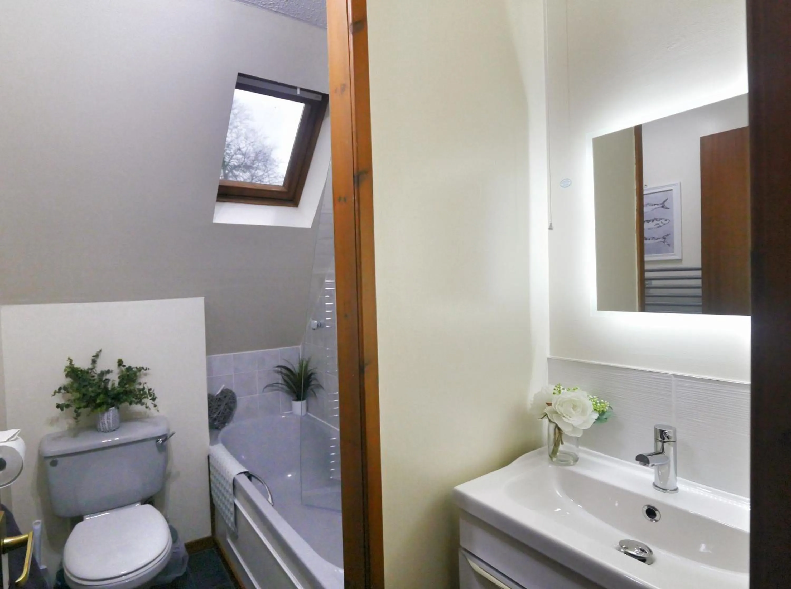 Bathroom in Ericht Holiday Lodges
