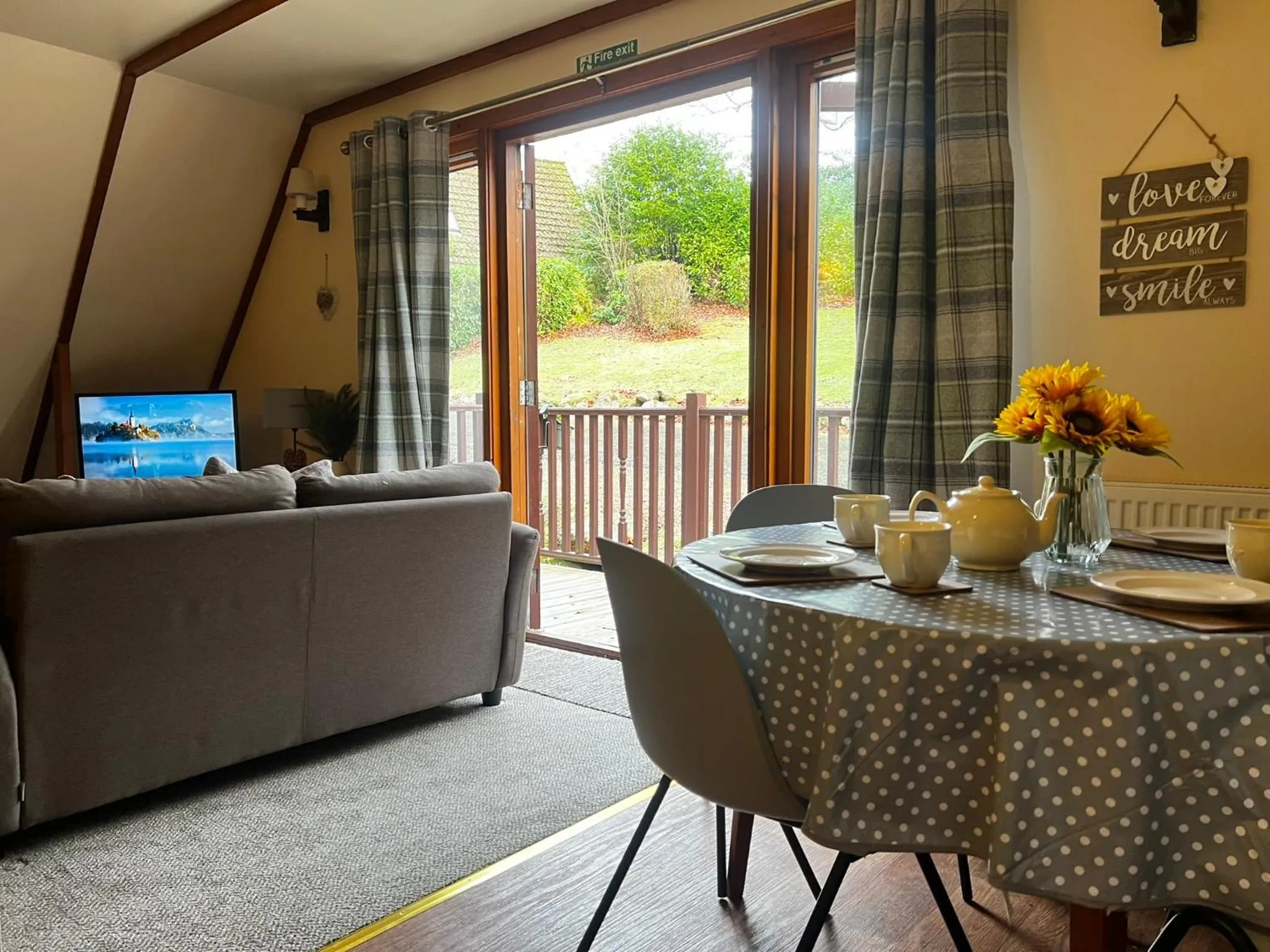 TV and multimedia in Ericht Holiday Lodges