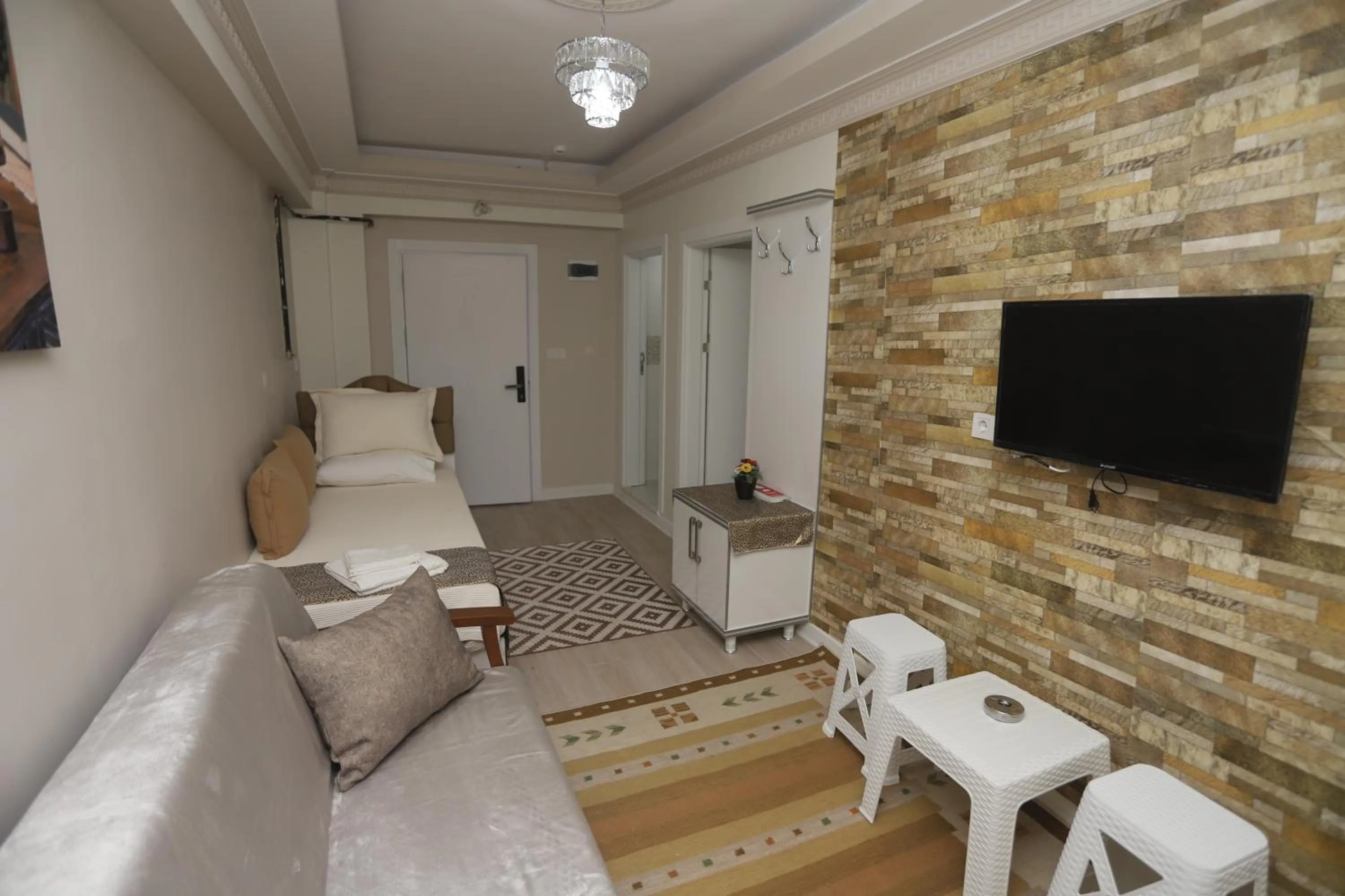 TV and multimedia in Altınkum Otel Karasu