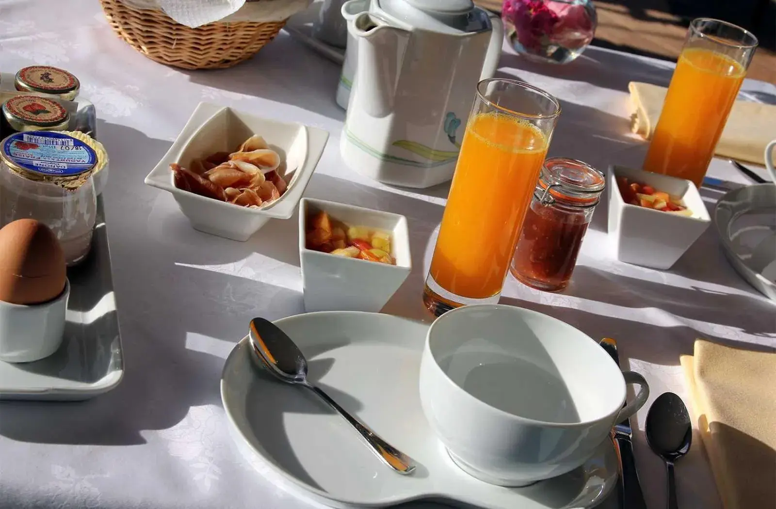 Breakfast in Hôtel The Place Breakfast in Hôtel The Place