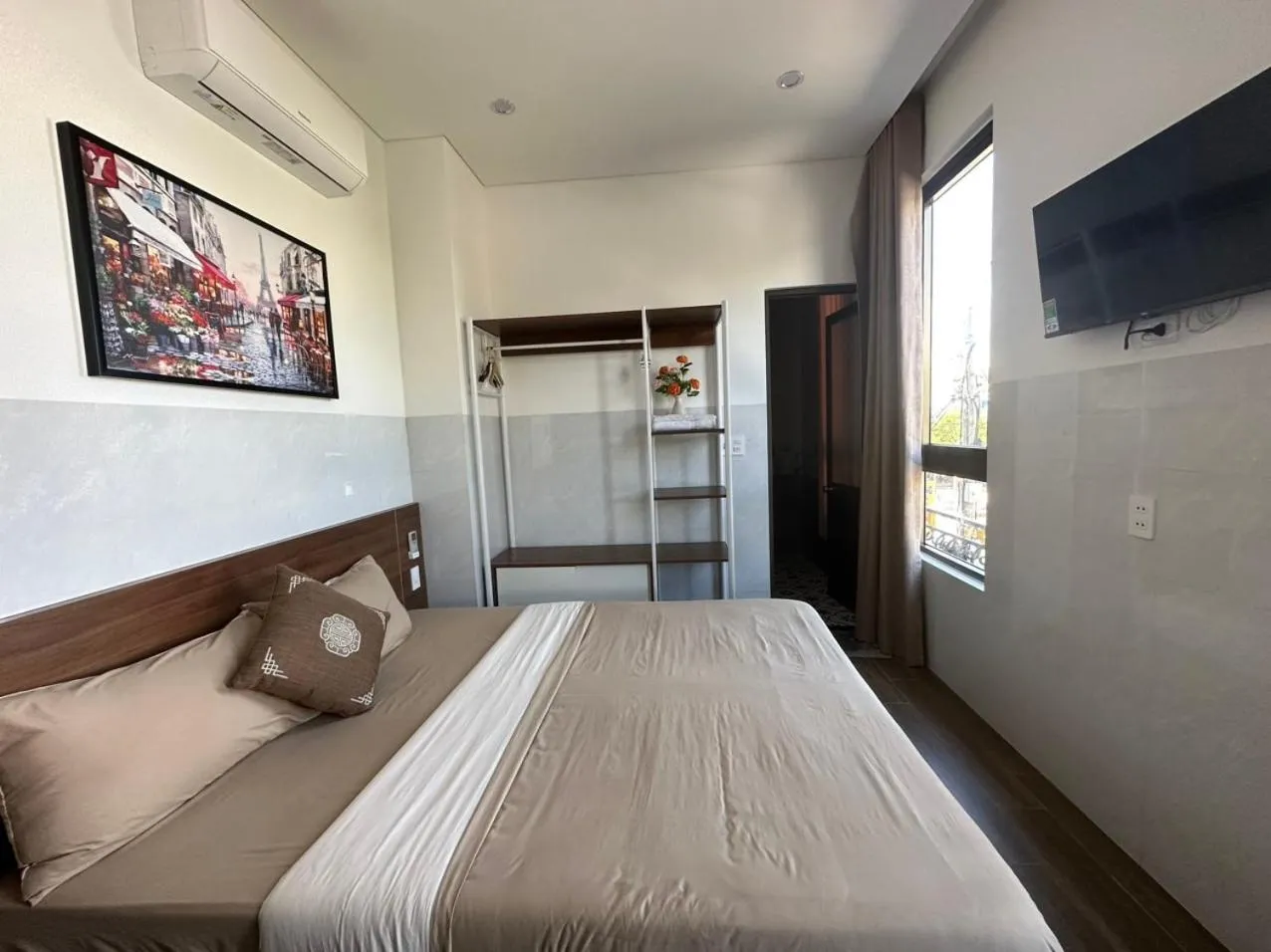 Bedroom, Bed in OYO 1193 Huynh Gia Hotel