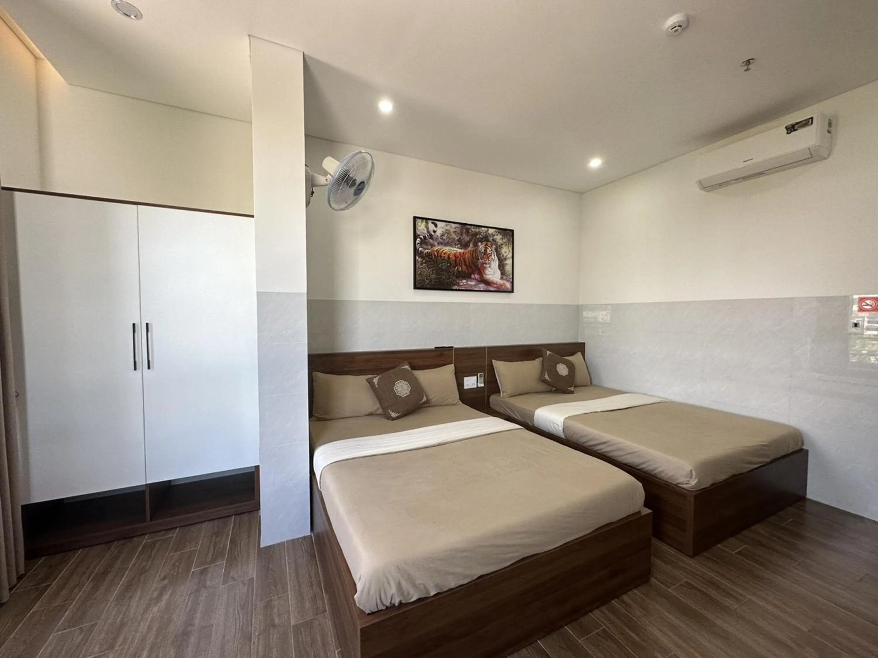 Bedroom in OYO 1193 Huynh Gia Hotel