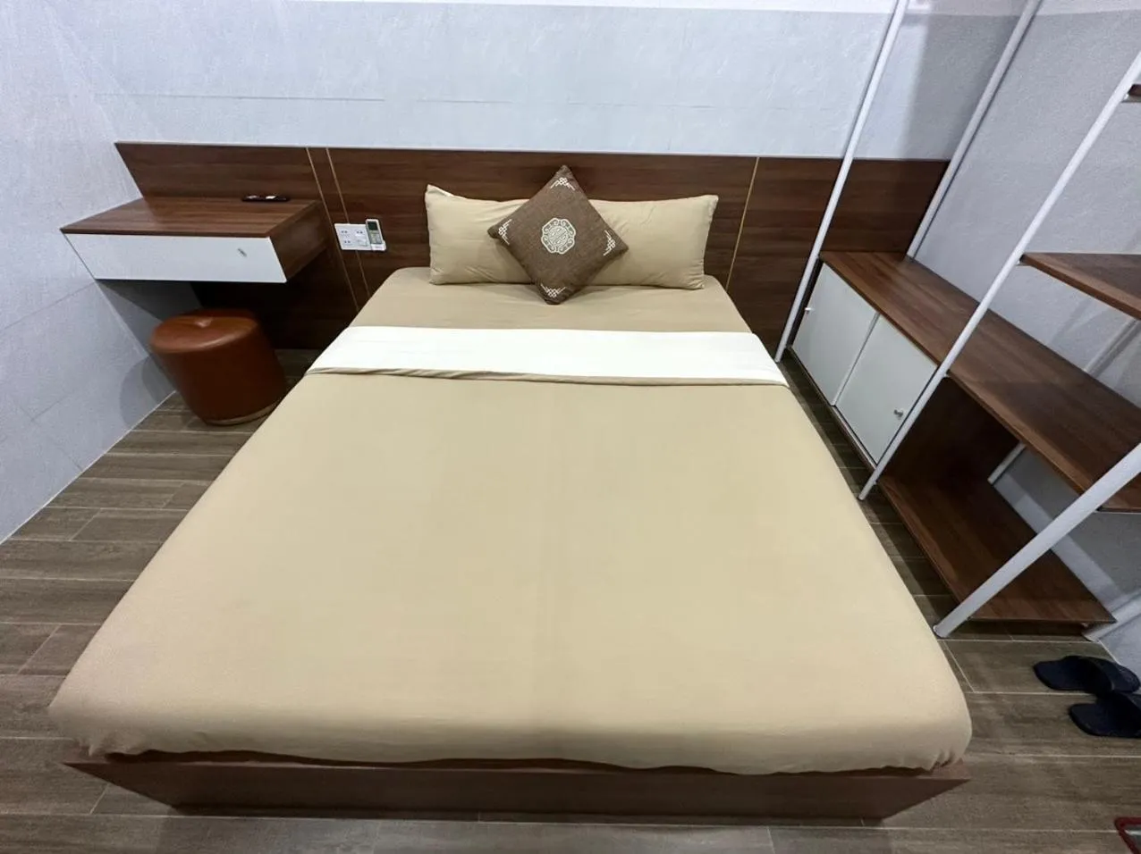 Bedroom, Bed in OYO 1193 Huynh Gia Hotel