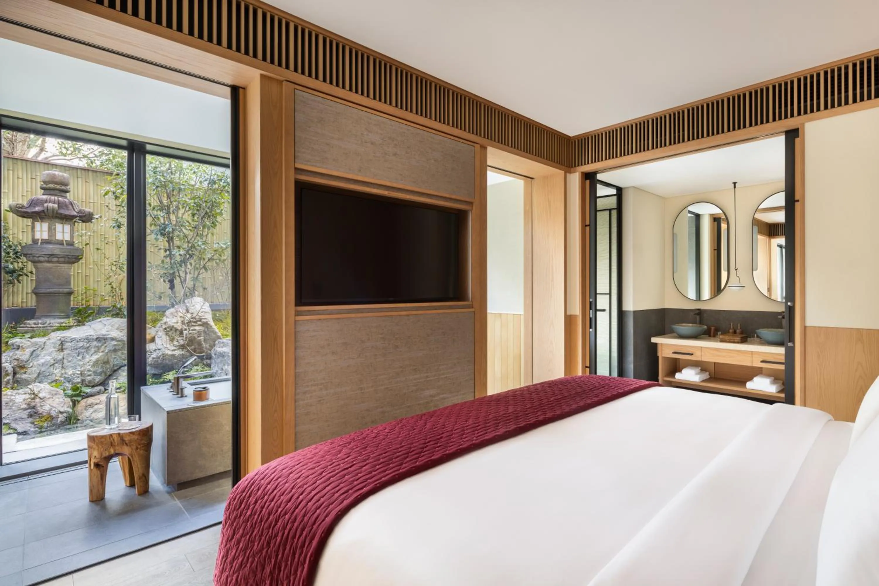 Bed in Six Senses Kyoto