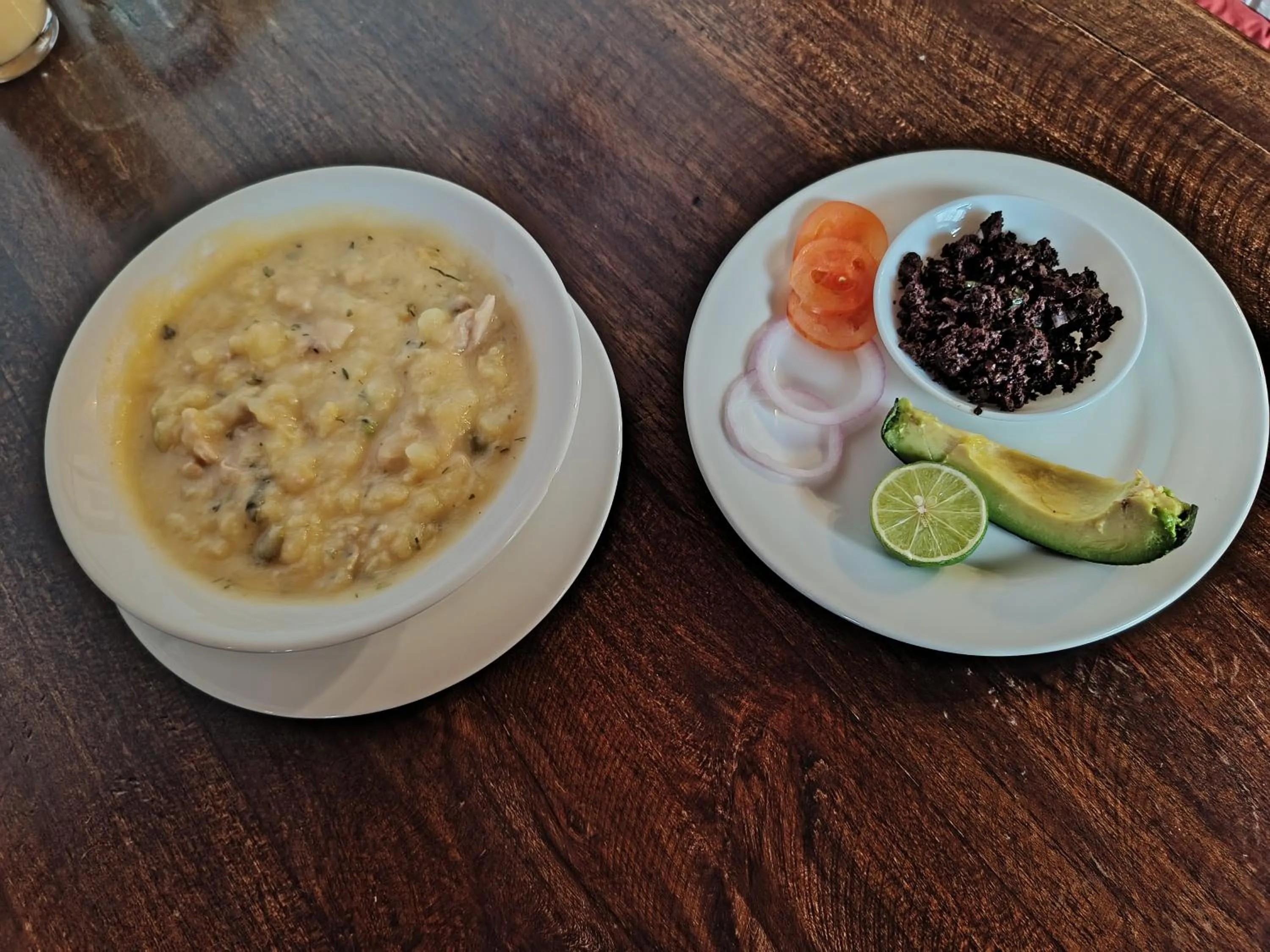 Food and drinks in Chuza Longa Home