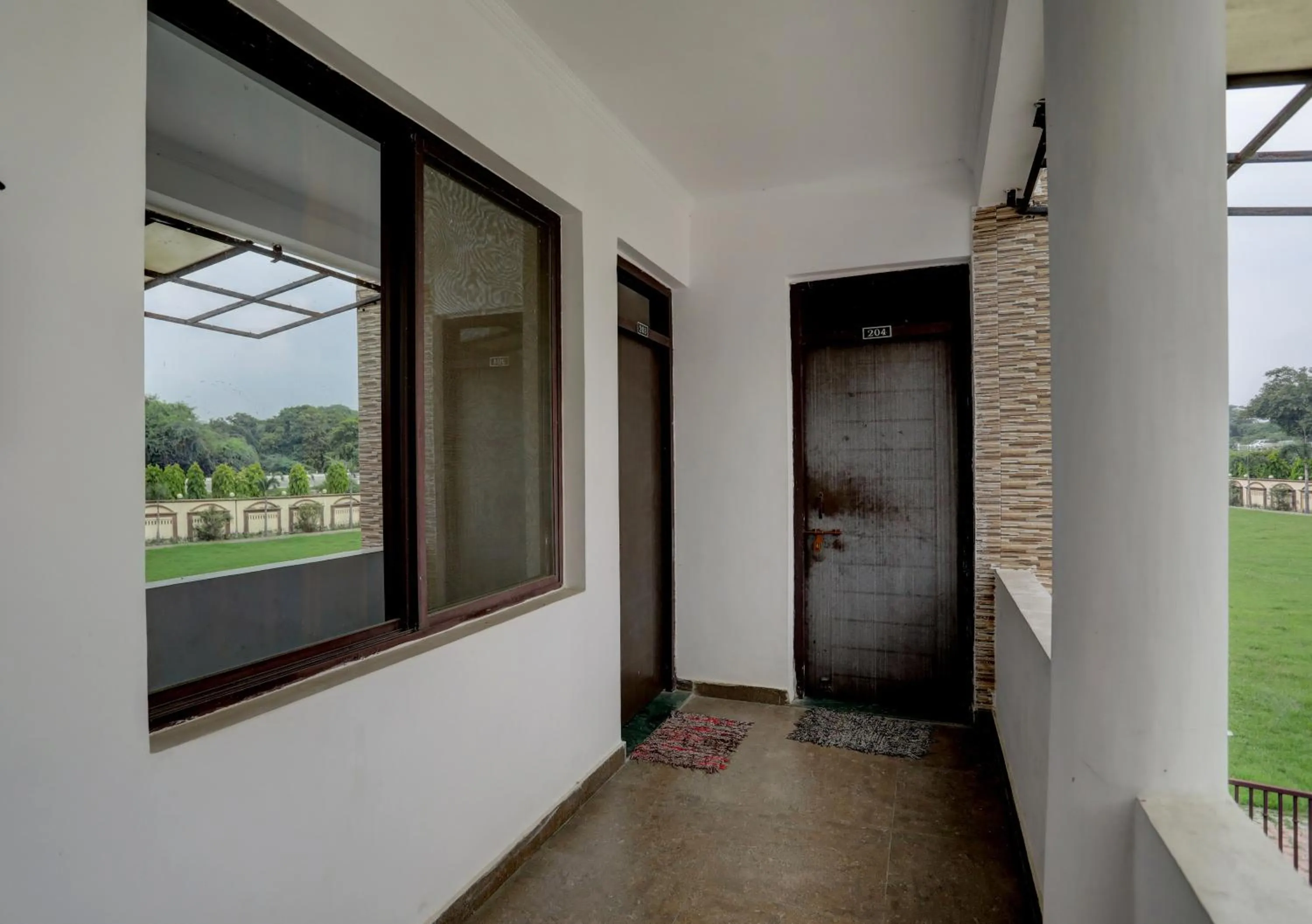 Lobby or reception in OYO Himanshi Palace