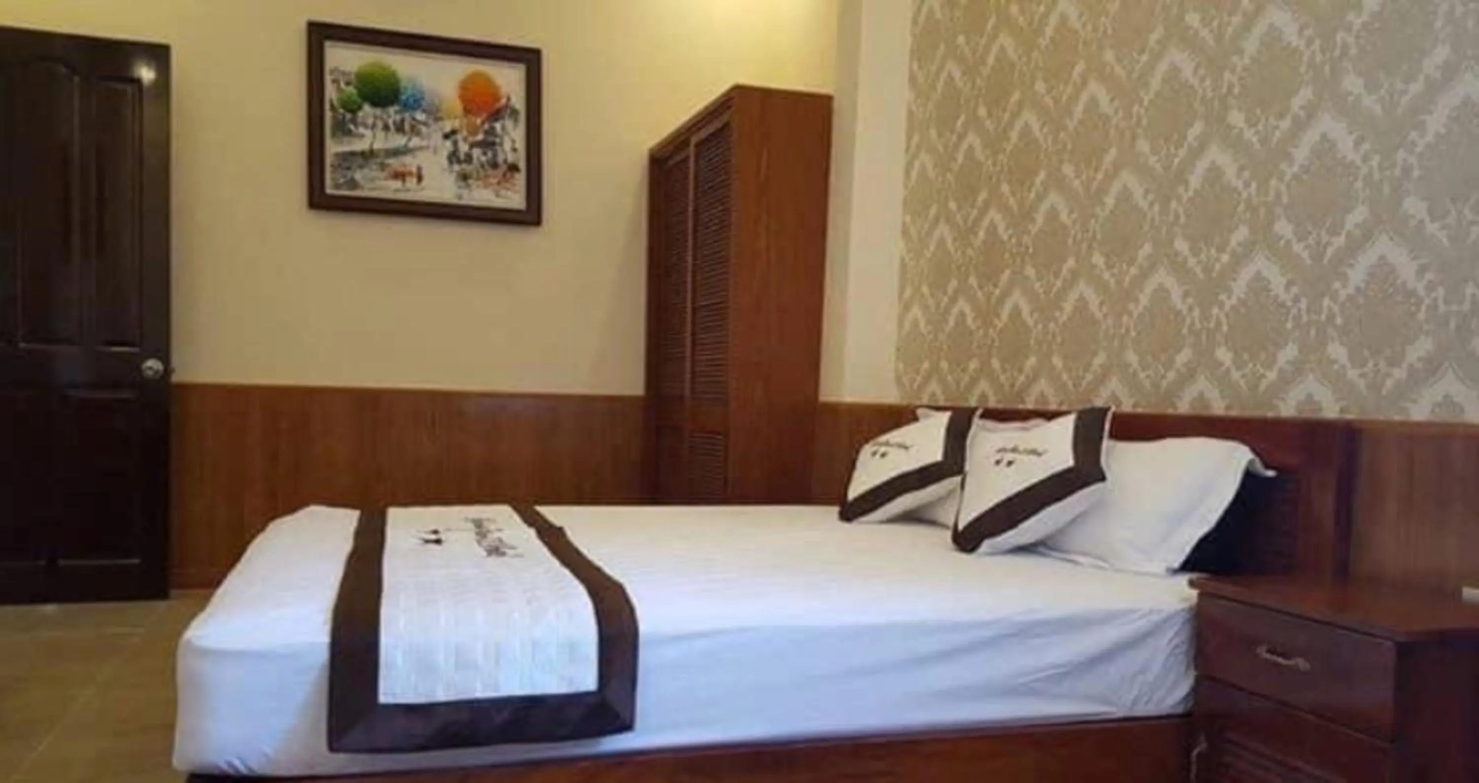 Photo of the whole room, Bed in Hương Toàn 2 Hotel