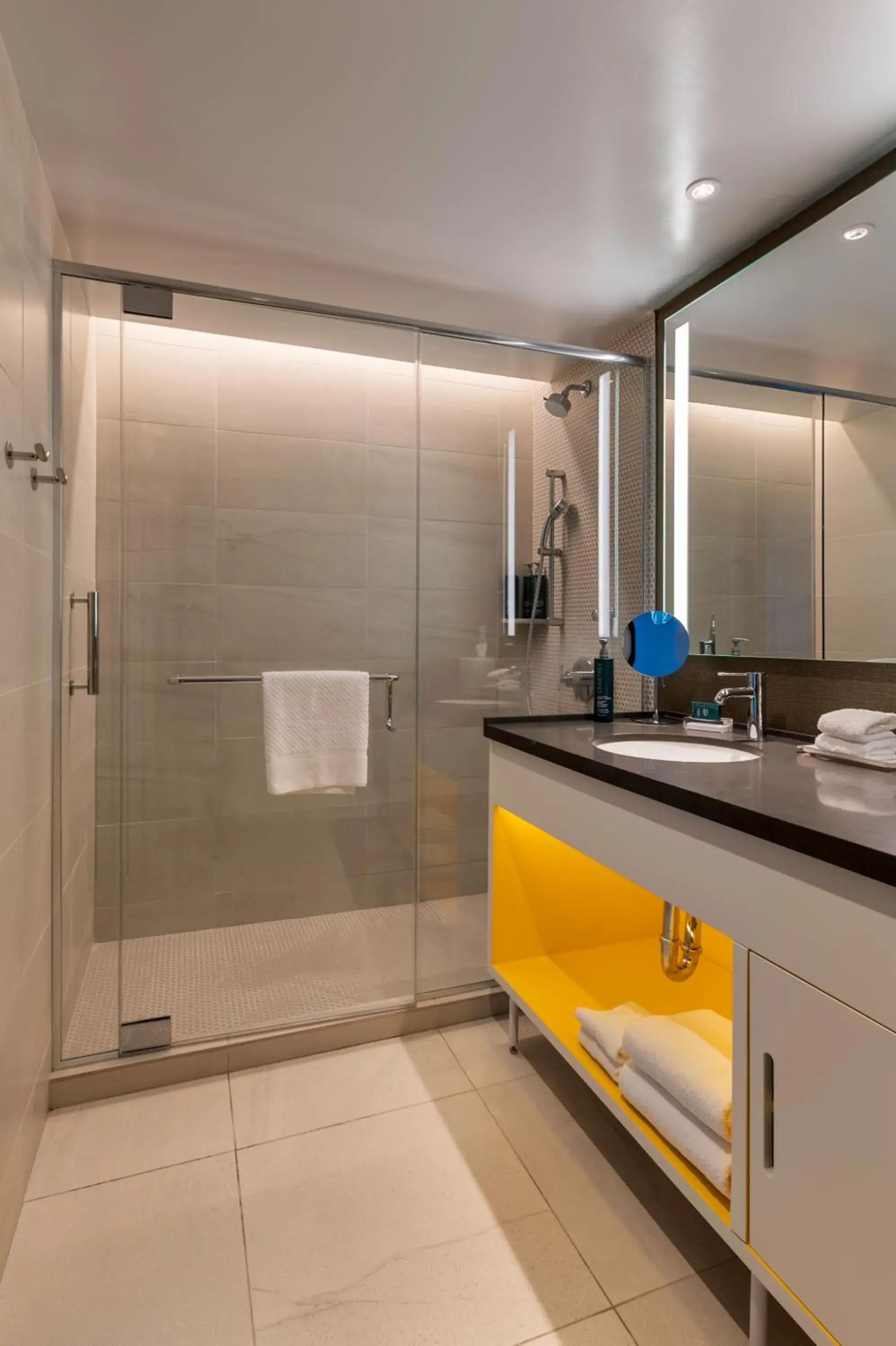 Bathroom in Hilton Buena Park Anaheim Bathroom in Hilton Buena Park Anaheim