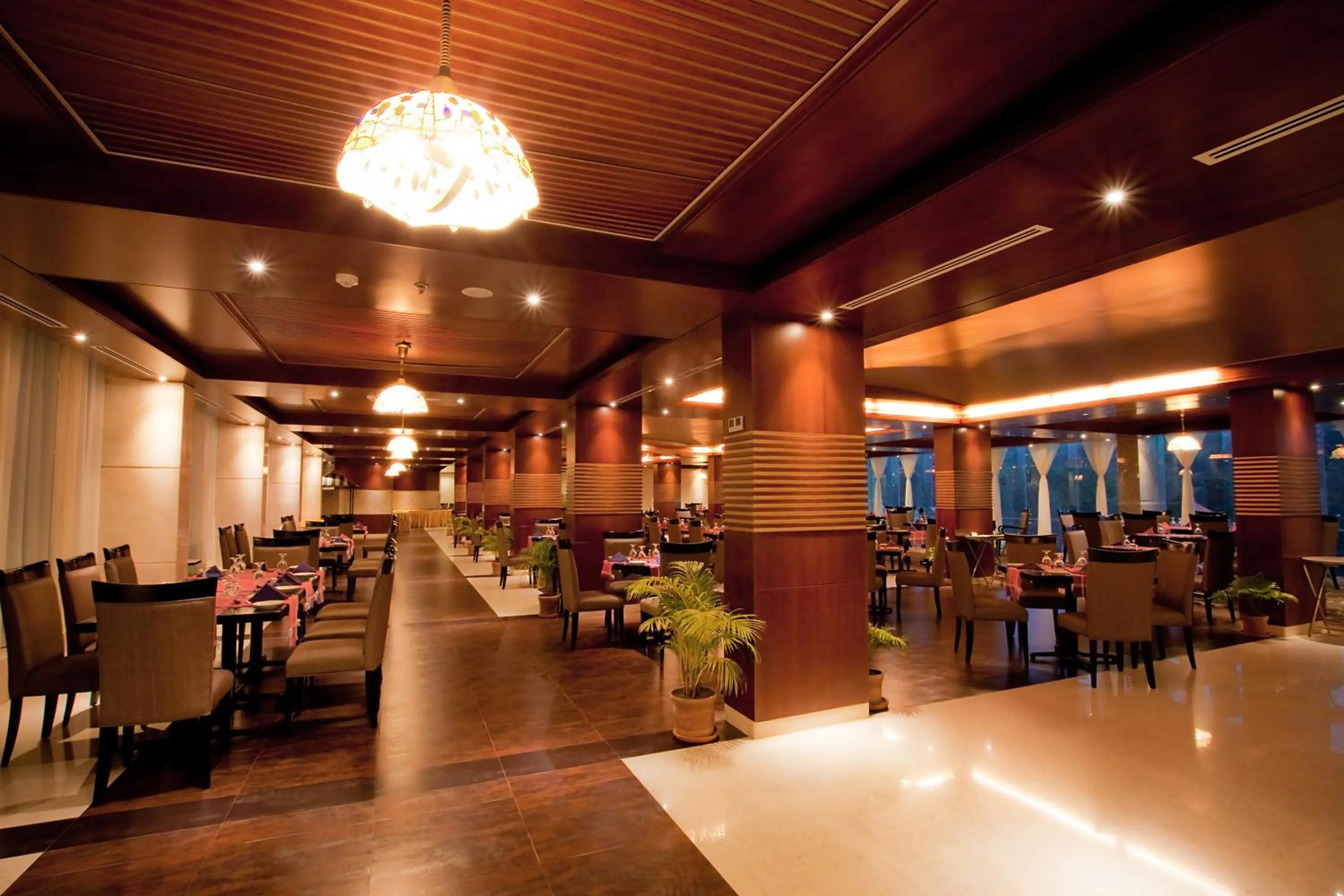 Restaurant/places to eat in Ocean Paradise Hotel and Resort