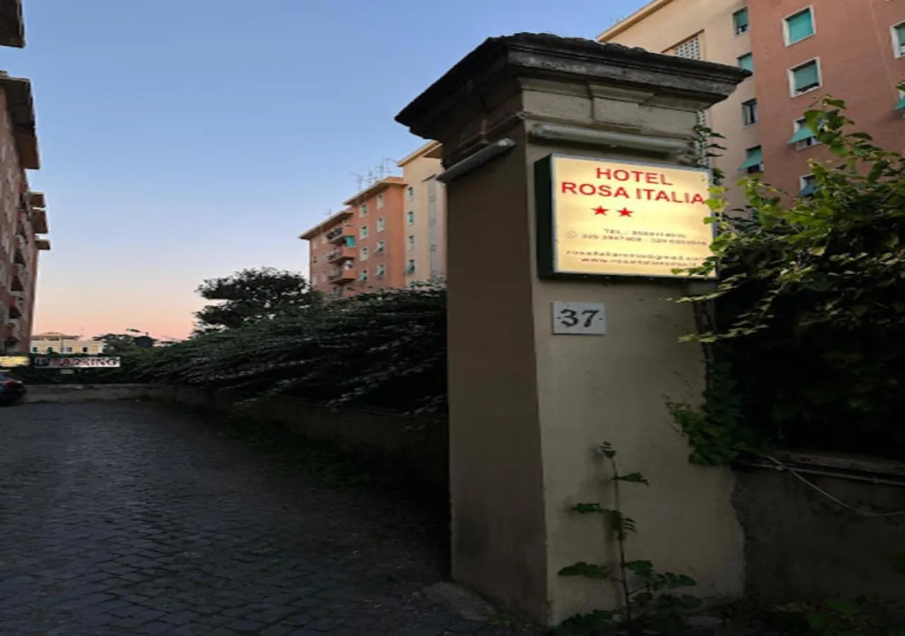 Street view in Rosa Italia Hotel Roma