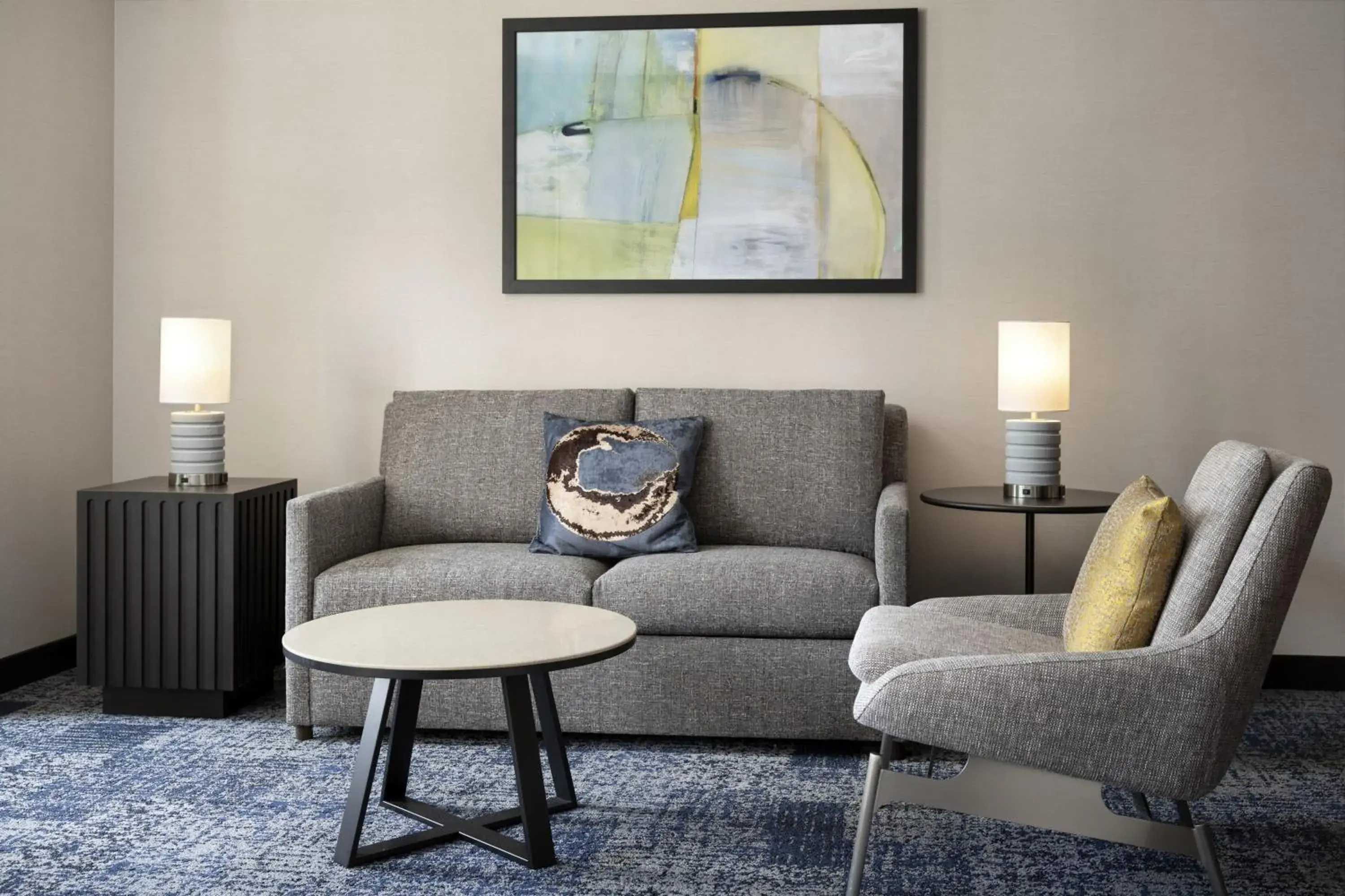 Executive King Room with Sofa Bed in Courtyard by Marriott Los Angeles L.A. LIVE Executive King Room with Sofa Bed in Courtyard by Marriott Los Angeles L.A. LIVE