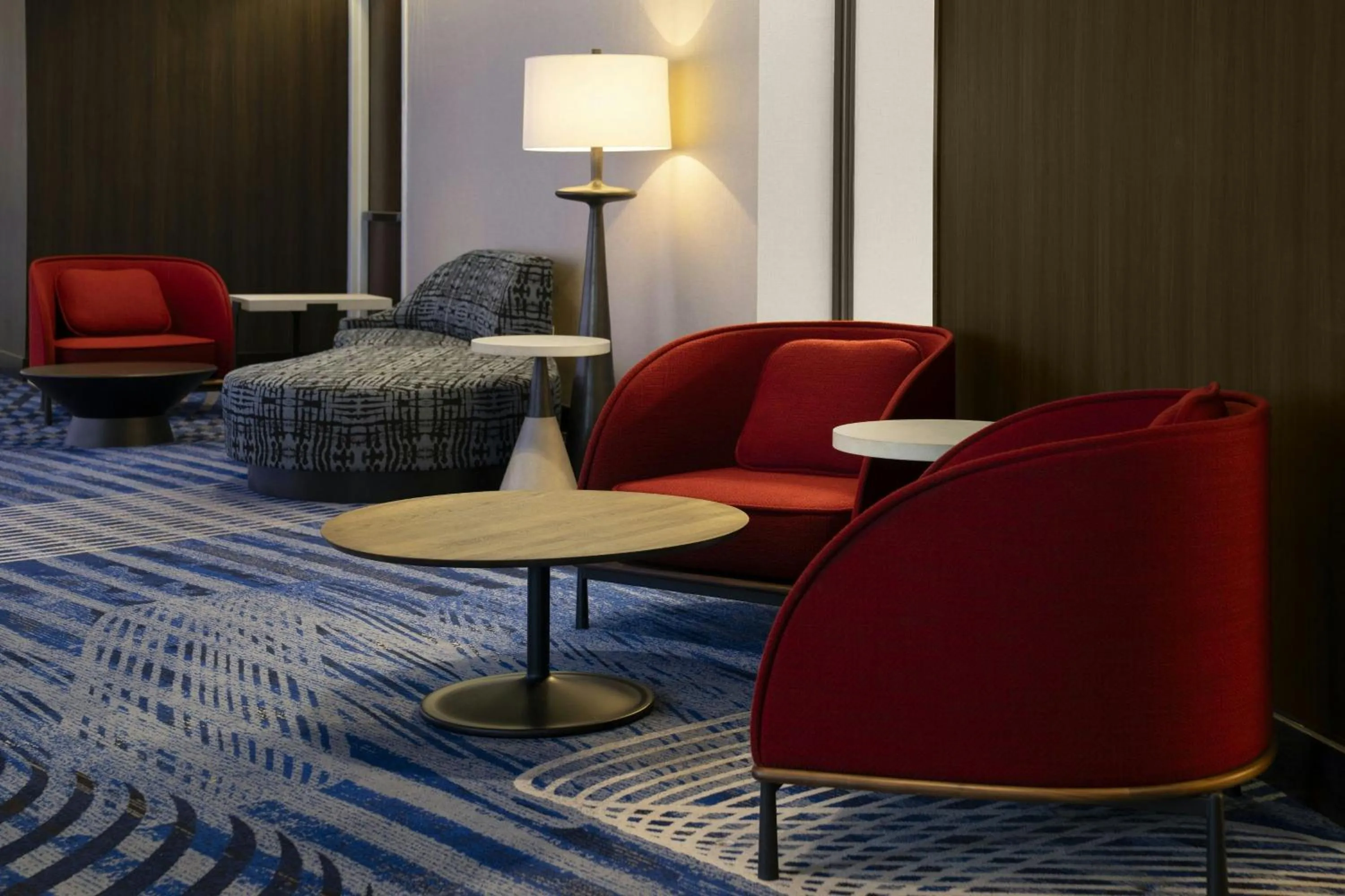 Lounge or bar in Courtyard by Marriott Los Angeles L.A. LIVE