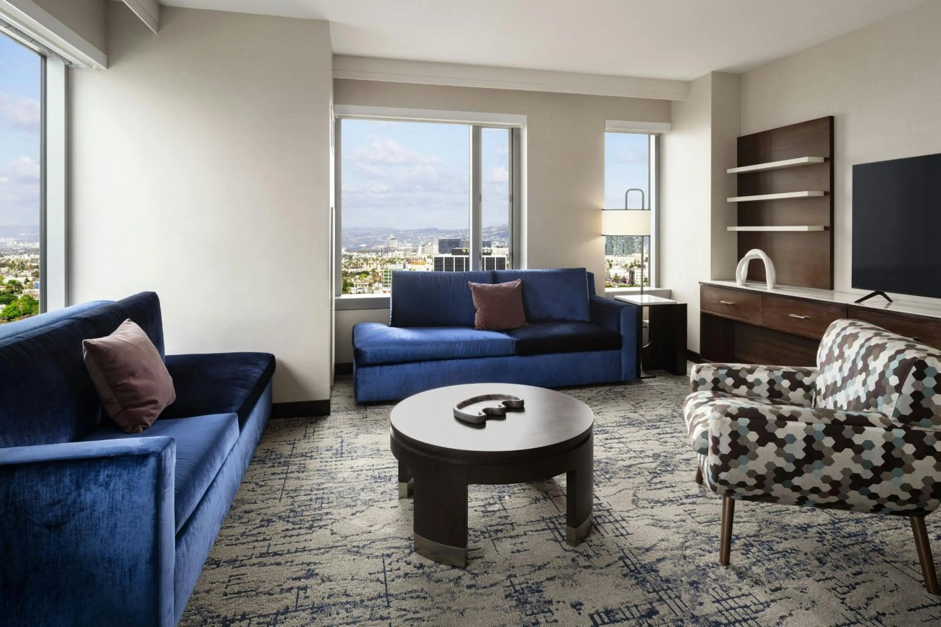 Living room in Residence Inn by Marriott Los Angeles L.A. LIVE