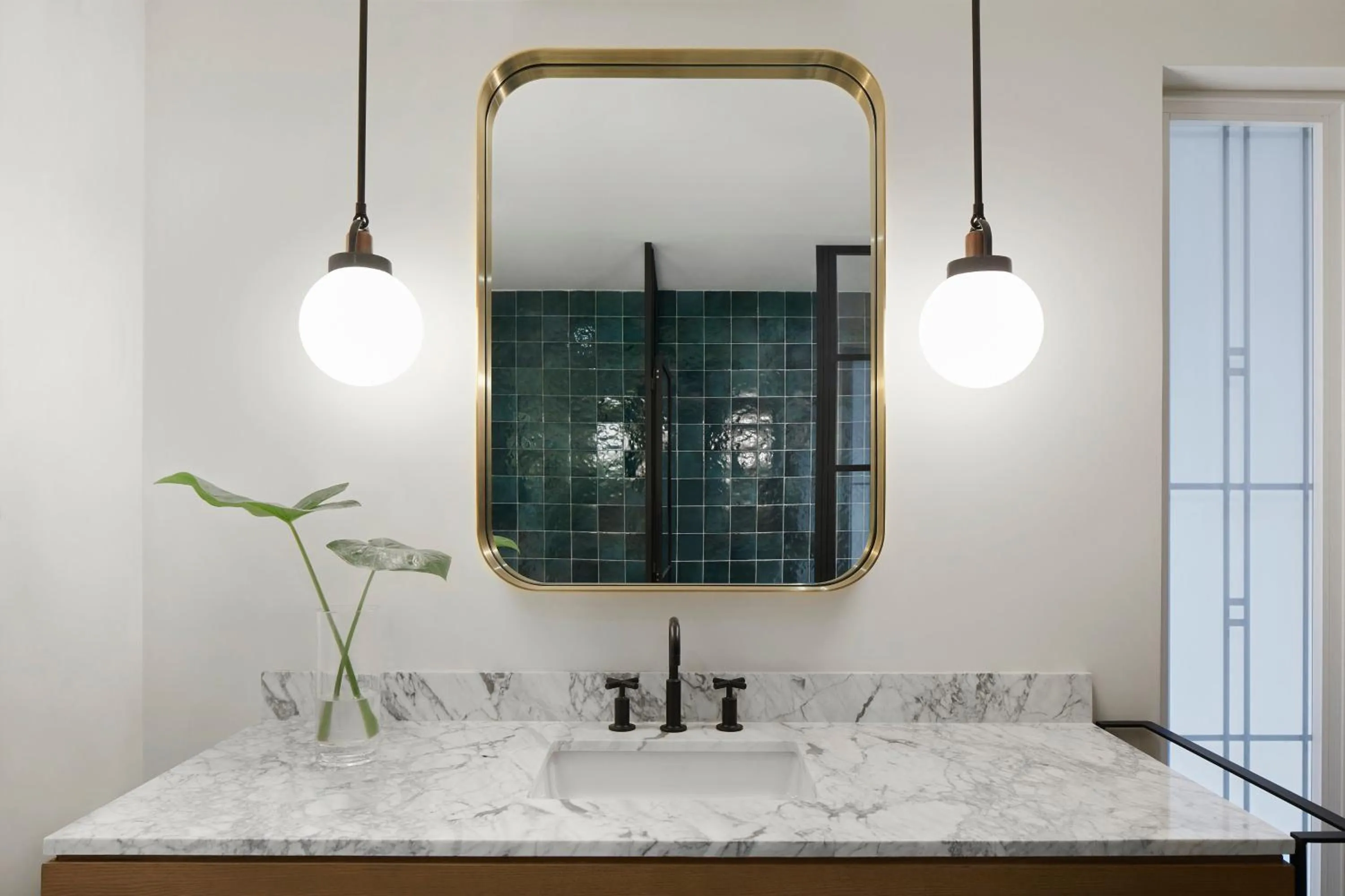 Bathroom in Kimpton Virgilio Polanco by IHG