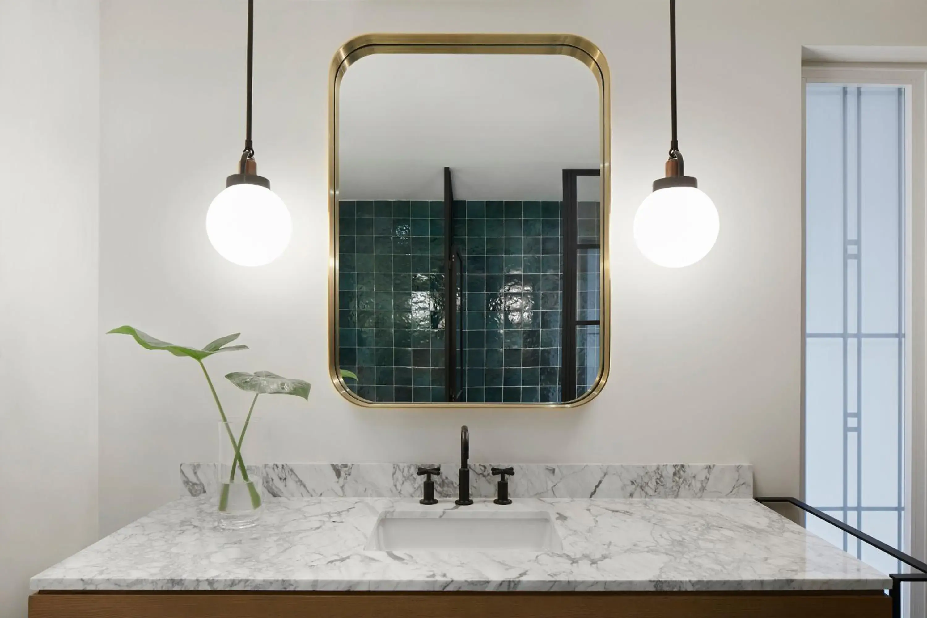 Bathroom in Kimpton Virgilio Polanco by IHG Bathroom in Kimpton Virgilio Polanco by IHG