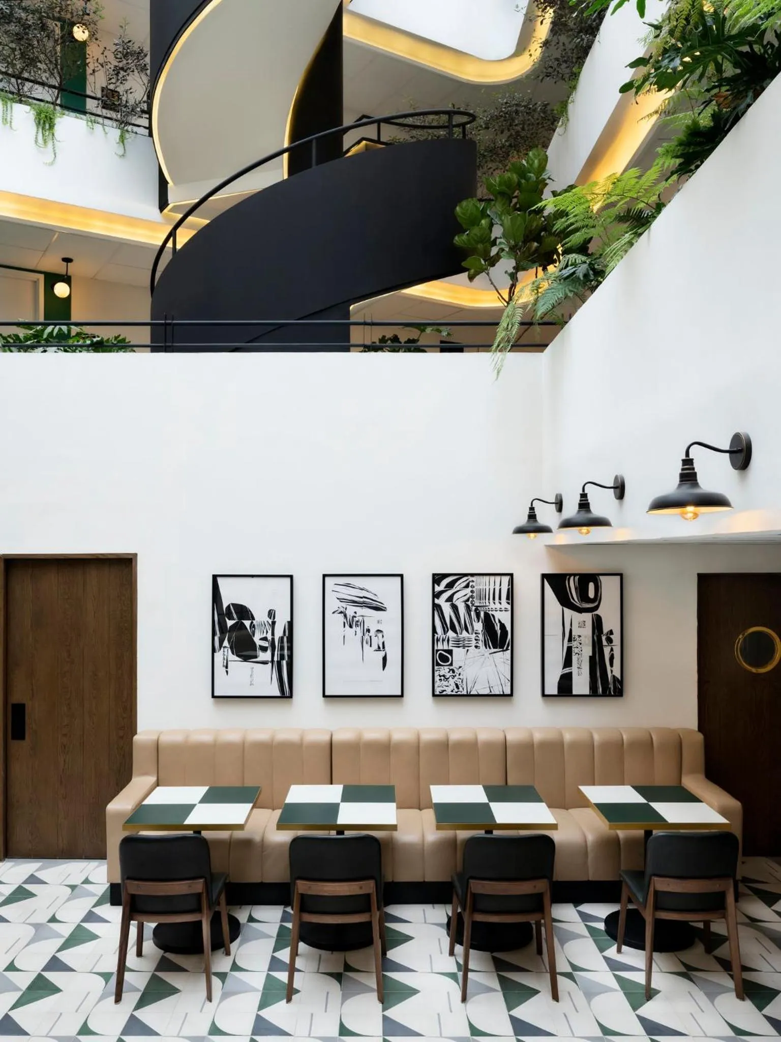 Restaurant/places to eat in Kimpton Virgilio Polanco by IHG