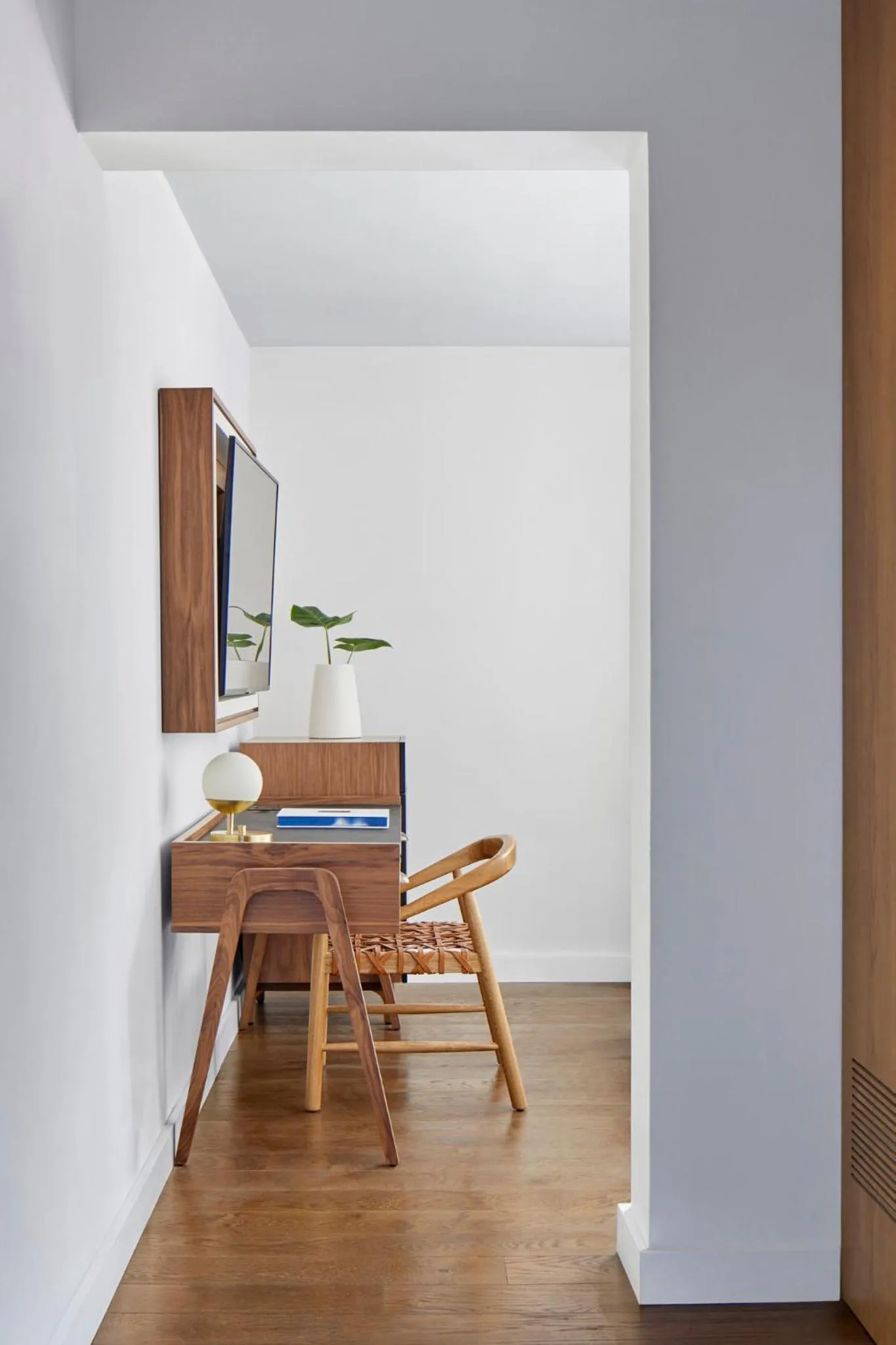 Photo of the whole room in Kimpton Virgilio Polanco by IHG