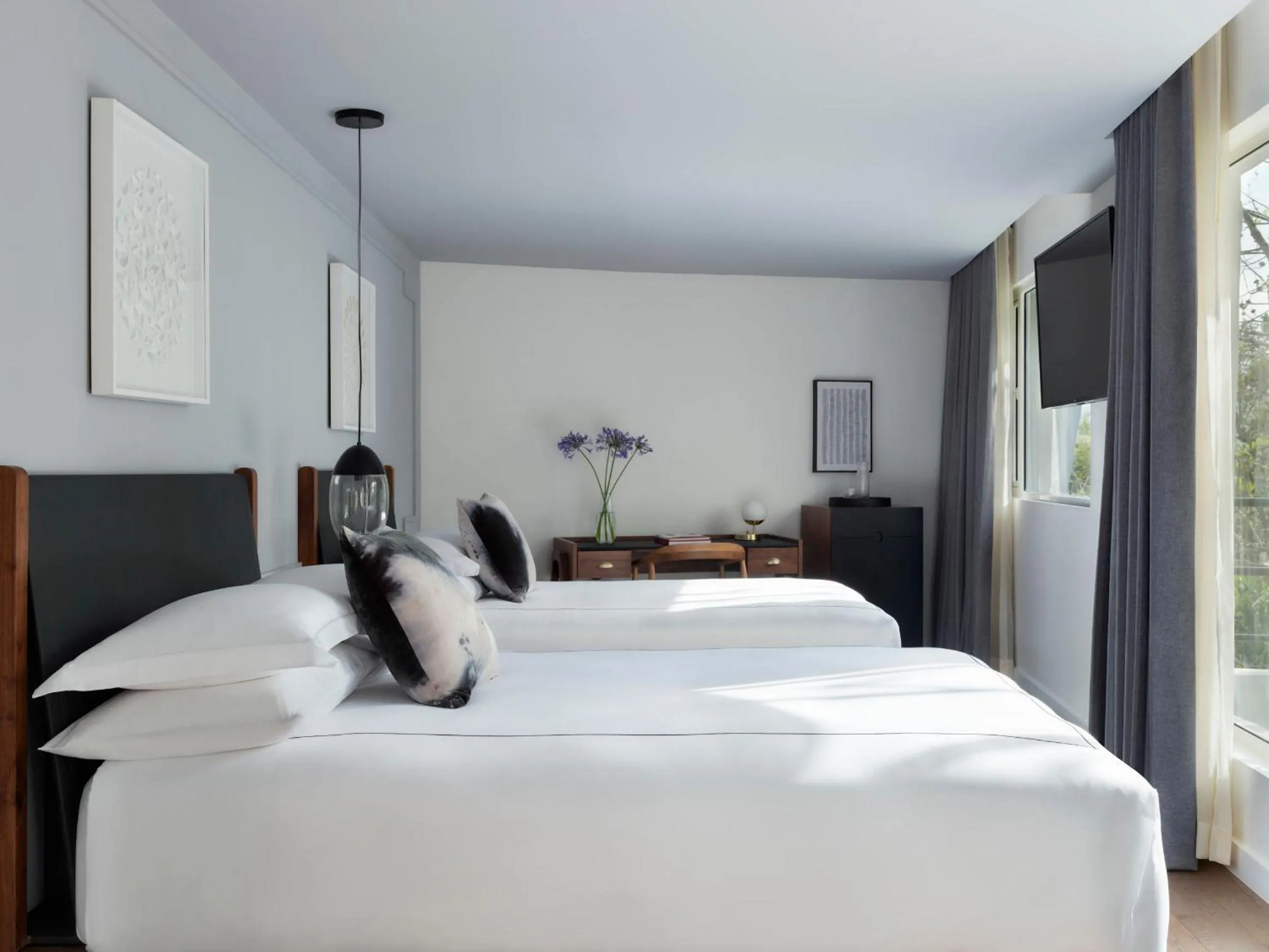 Photo of the whole room, Bed in Kimpton Virgilio Polanco by IHG