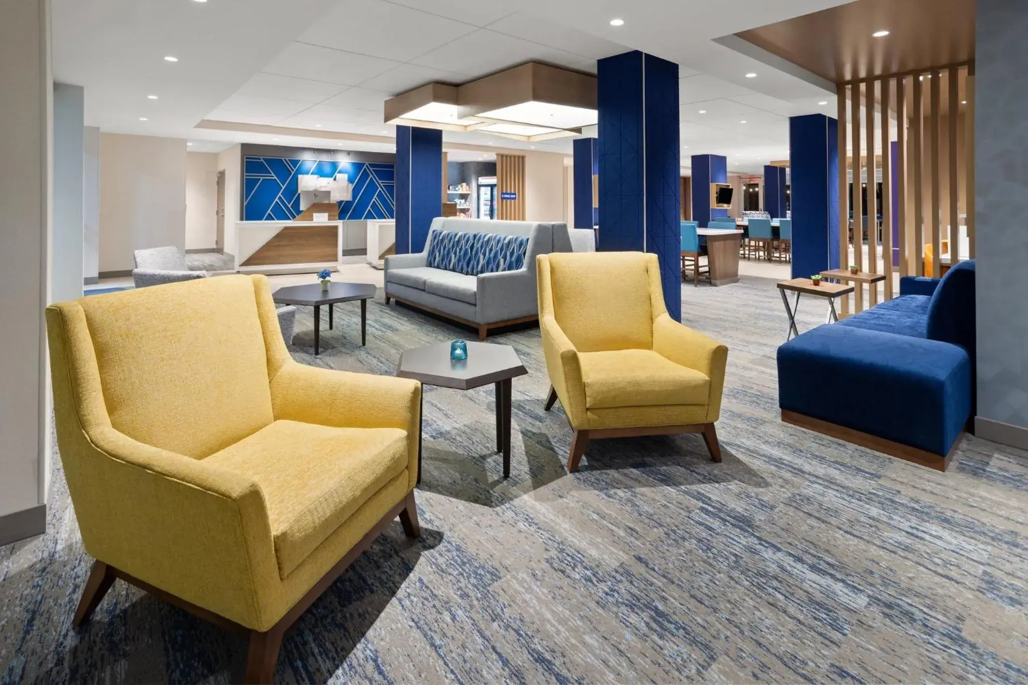 Property building in Holiday Inn Express & Suites Waynesboro East Property building in Holiday Inn Express & Suites Waynesboro East