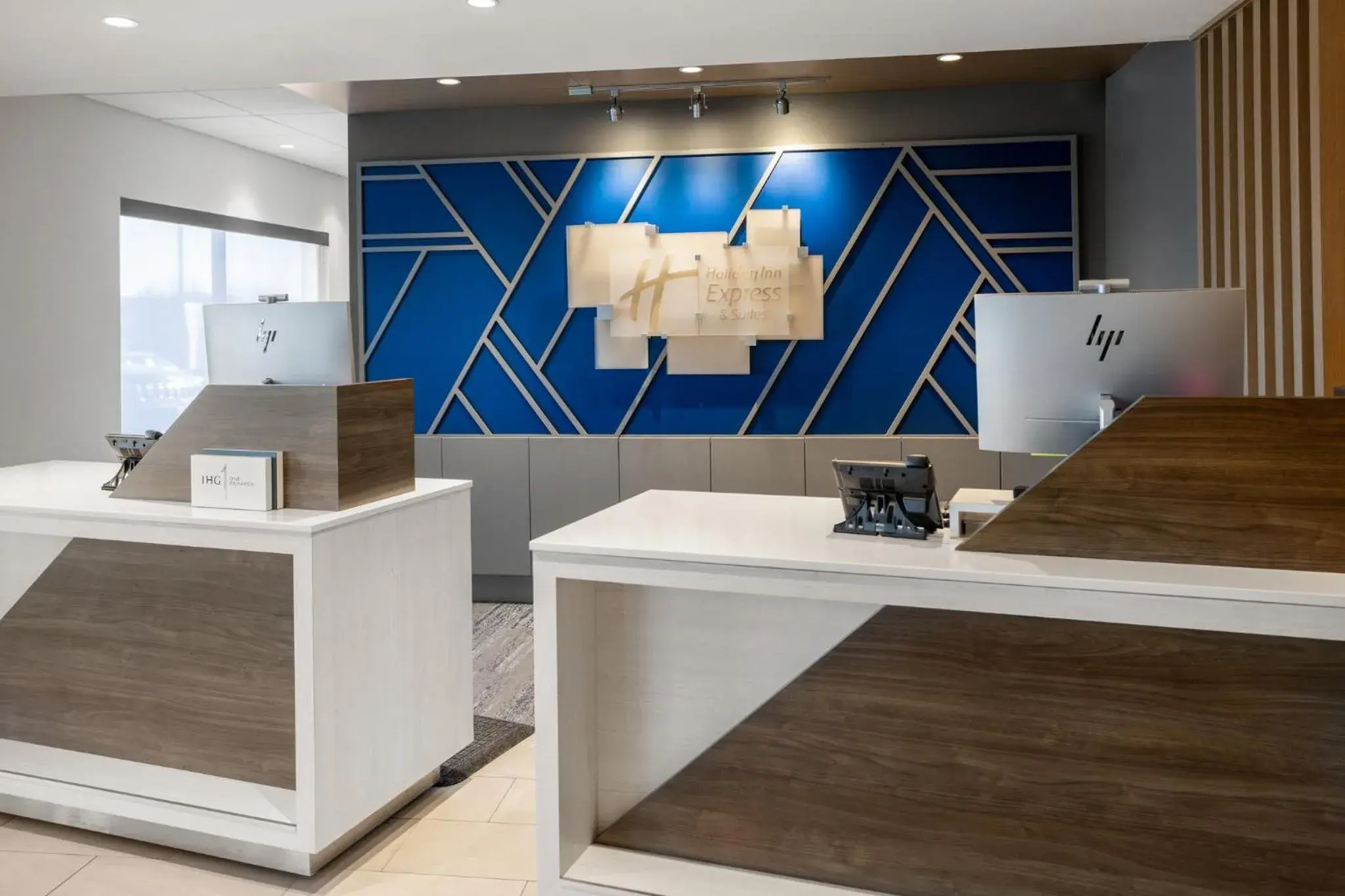 Property building in Holiday Inn Express & Suites Waynesboro East Property building in Holiday Inn Express & Suites Waynesboro East