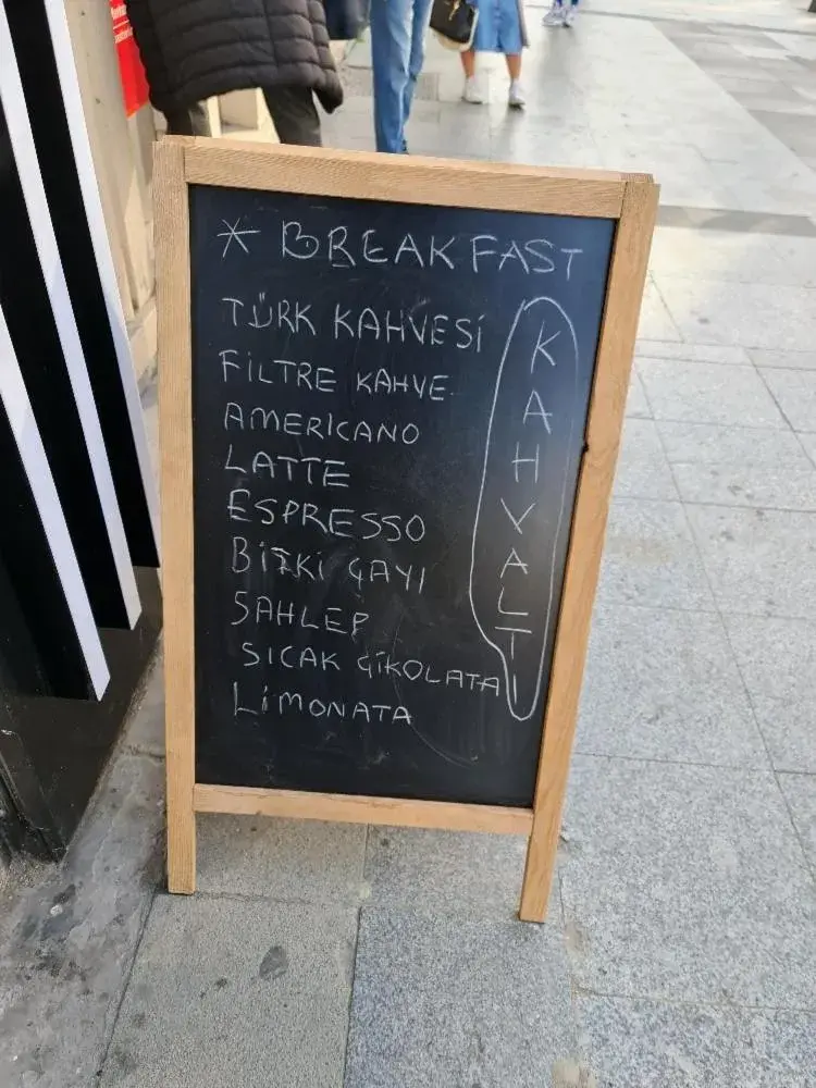 Restaurant/places to eat in Derpa Suite Hotel Restaurant/places to eat in Derpa Suite Hotel