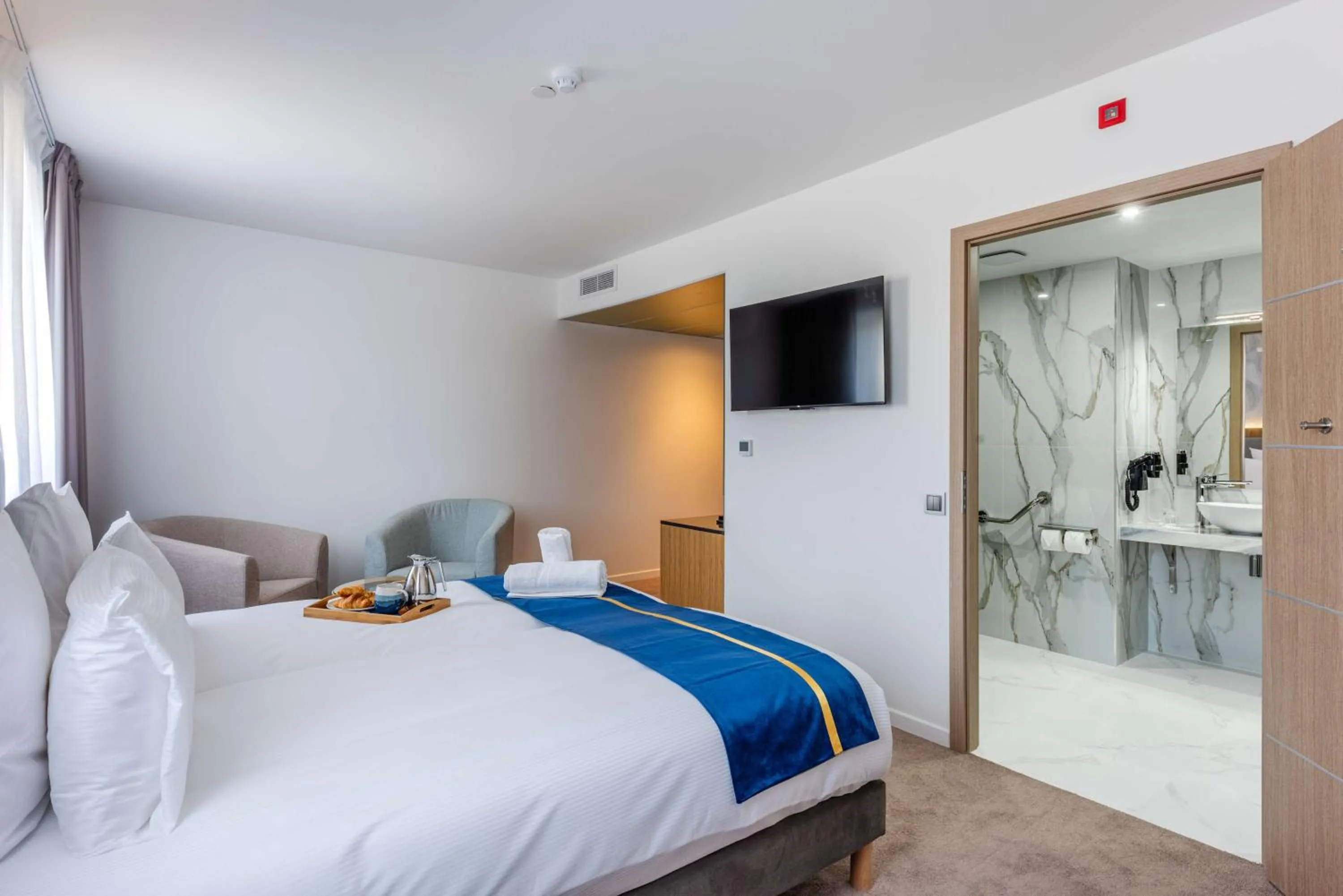 Superior Double Room in Brit Hotel Privilège Paris Rosny-sous-Bois